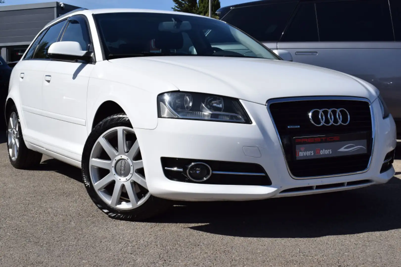 Audi A3 2.0 TDI 170CH DPF START/STOP AMBITION QUATTRO Bianco - 1