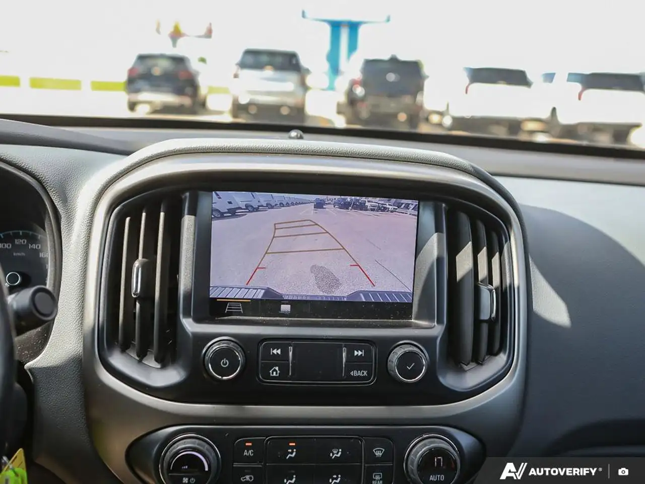 Chevrolet Colorado снимка Chevrolet Colorado