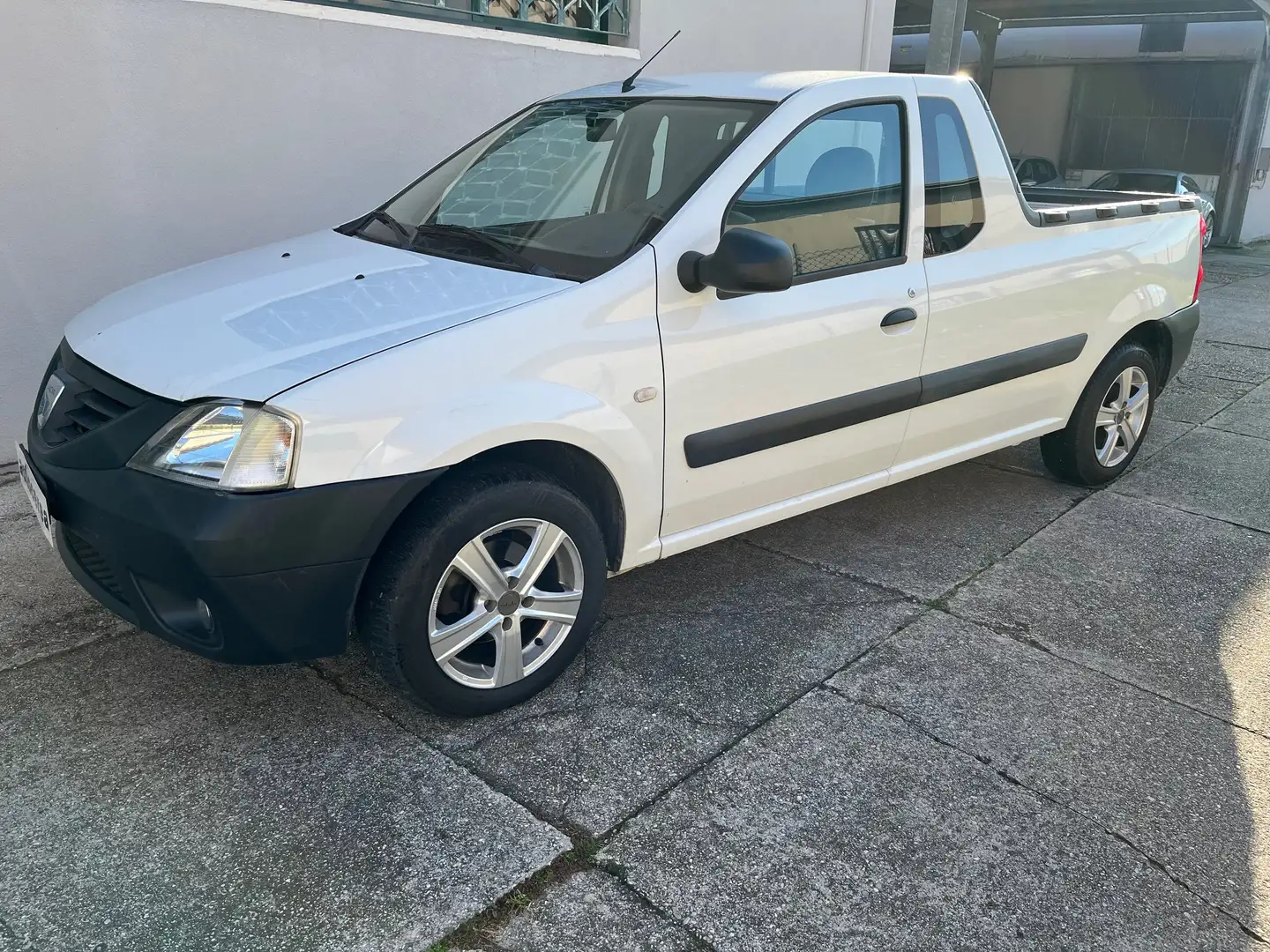 Dacia Pick Up 1.5 DCI - CLIMA - SENS. PARK POST. Bílá - 2