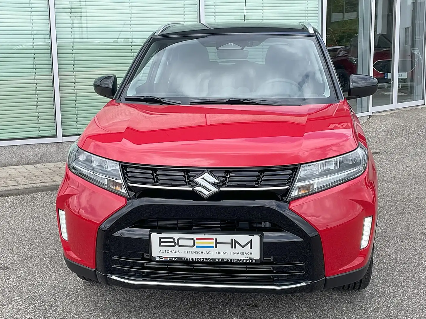 Suzuki Vitara 129PS.Turbo  shine-Ausstattung Rosso - 2