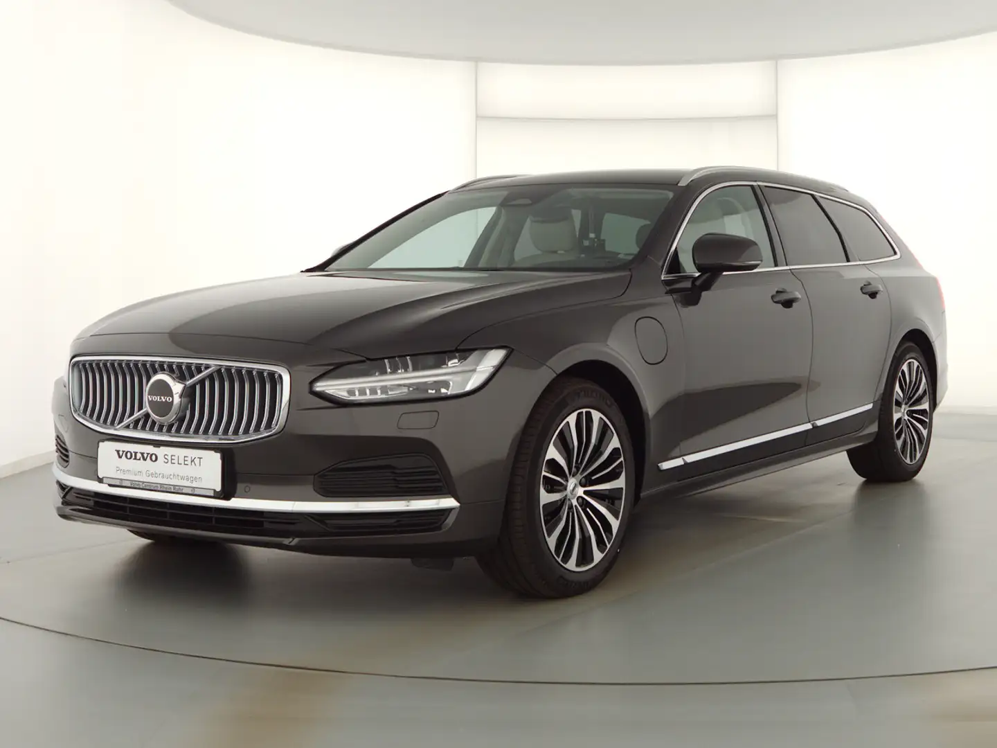 Volvo V90 T6 AWD  Core+AHK+behz.Fronts+LED+Navi+DAB Grau - 2