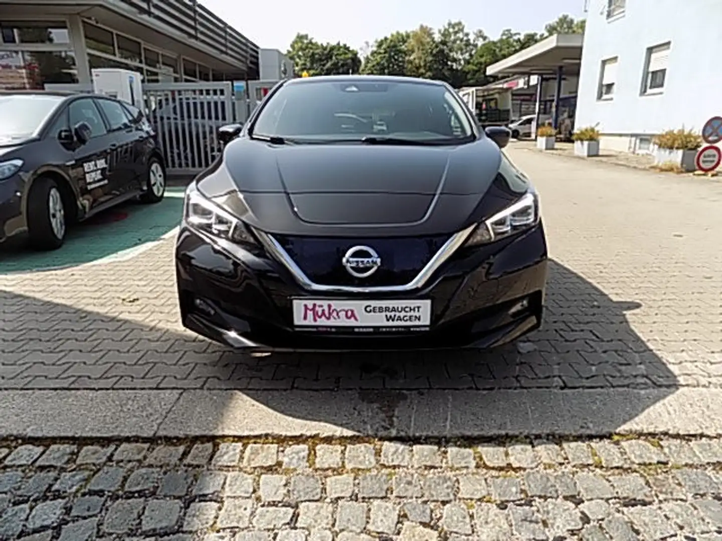 Nissan Leaf N-Connecta 40kWH LED 8-fach ProPilot N-Connecta Noir - 2