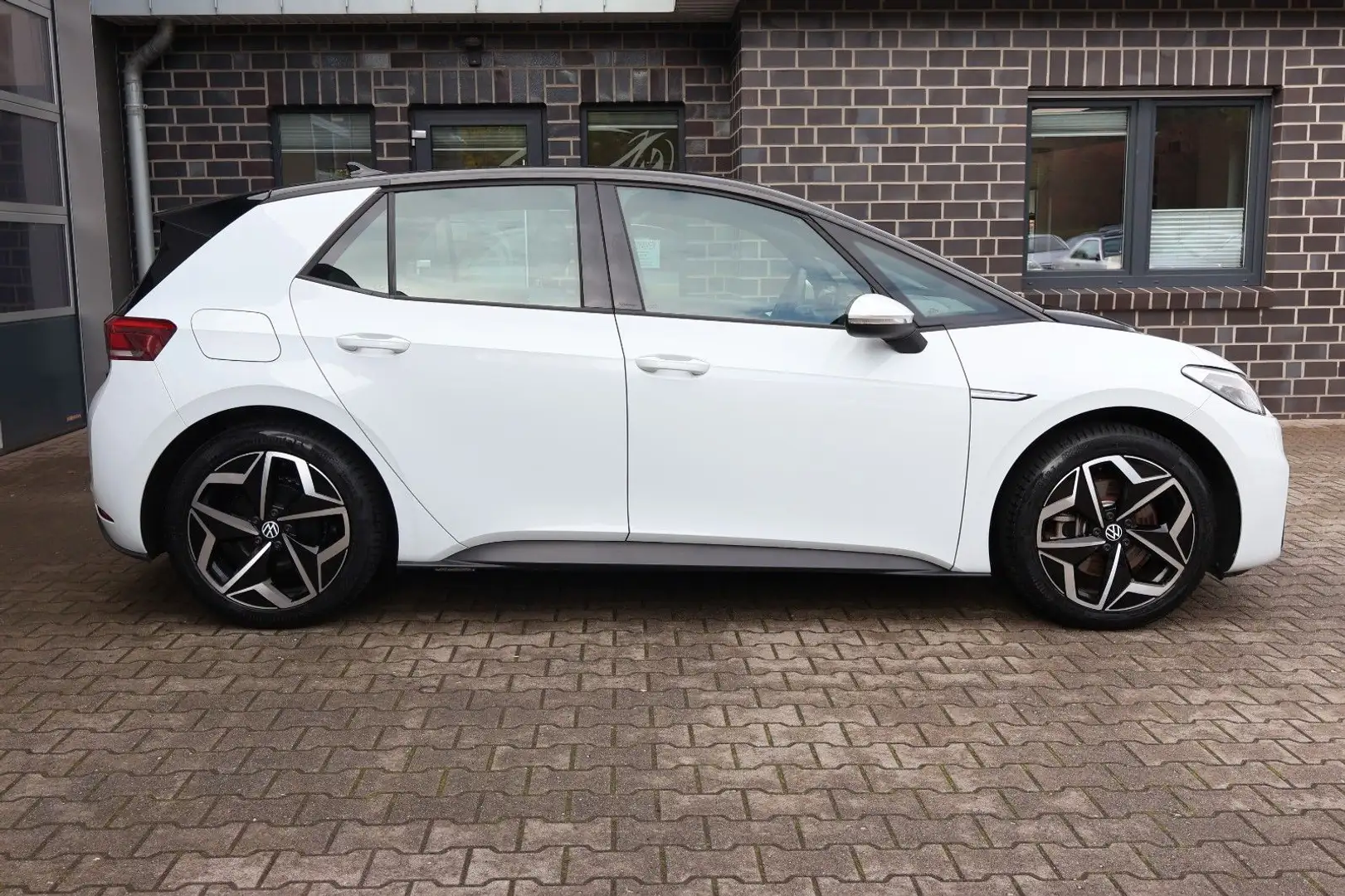 Volkswagen ID.3 Pure Performance 110 kW Allwetterr.LED/Navi Weiß - 2