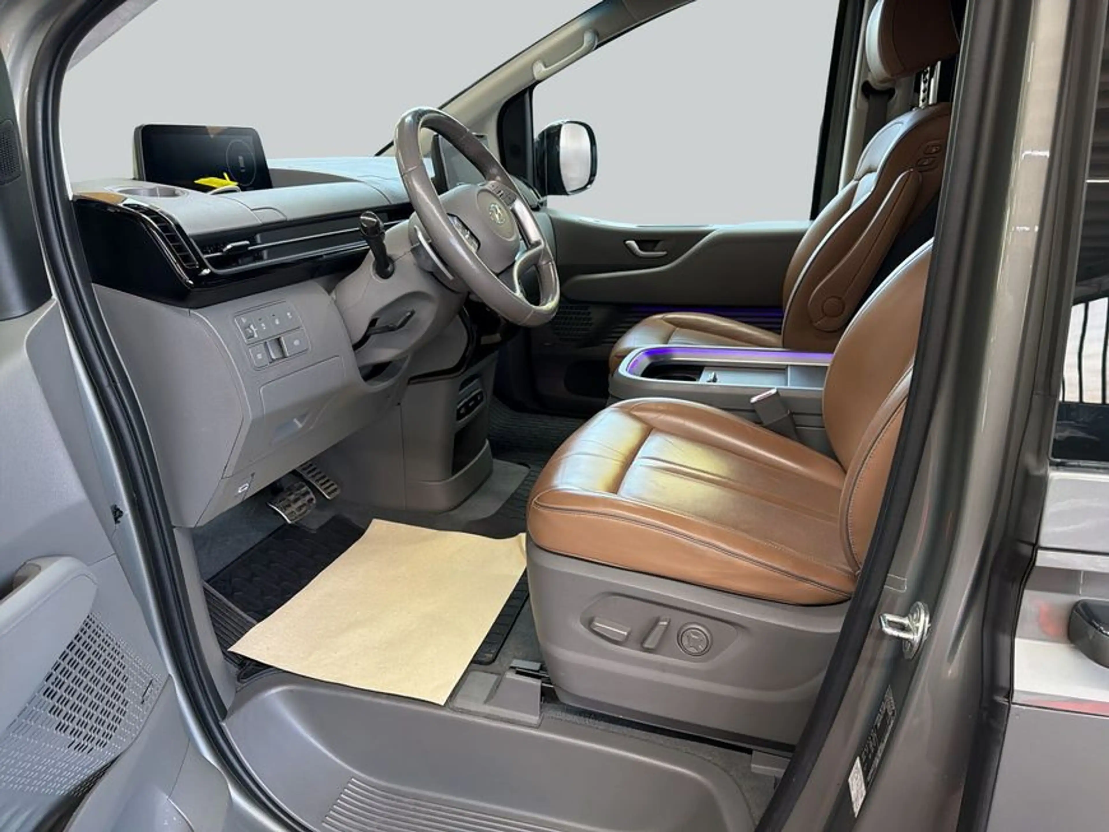 Hyundai STARIA STARIA 2.2 CRDi Allrad Signature — photo 9