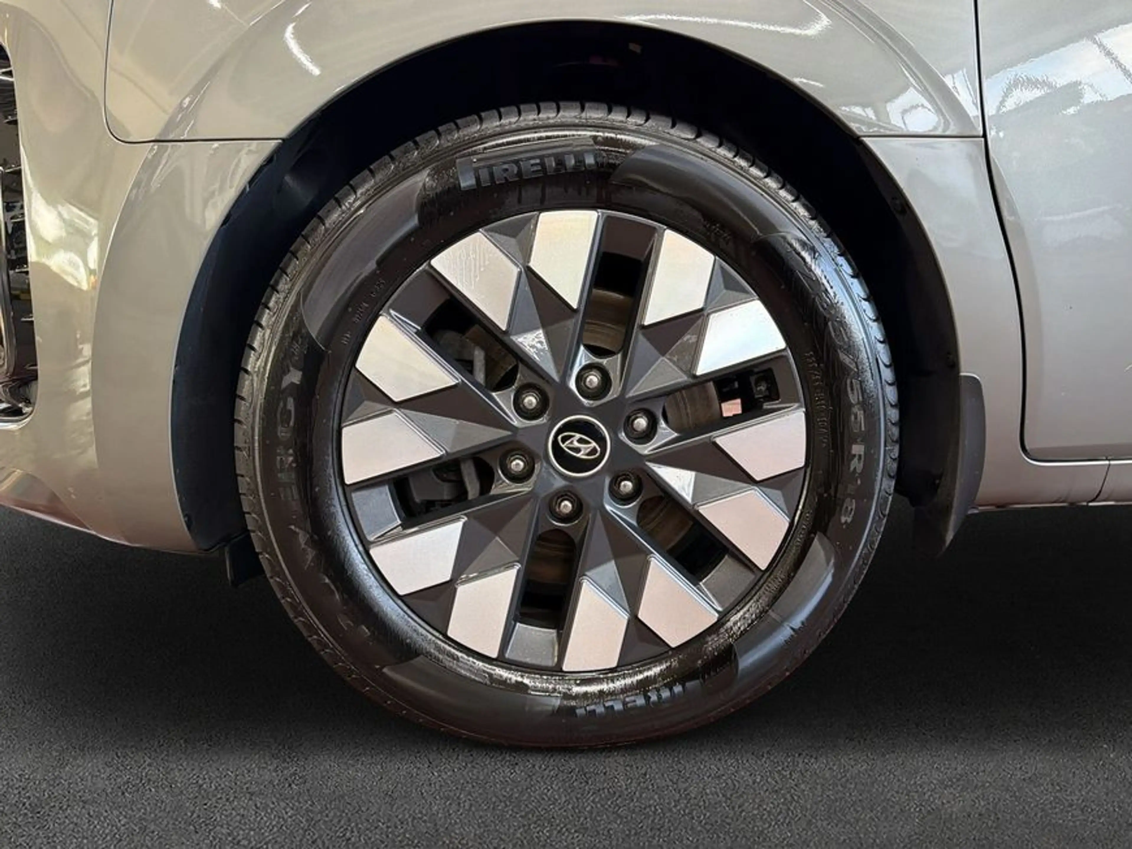 Hyundai STARIA STARIA 2.2 CRDi Allrad Signature — photo 6