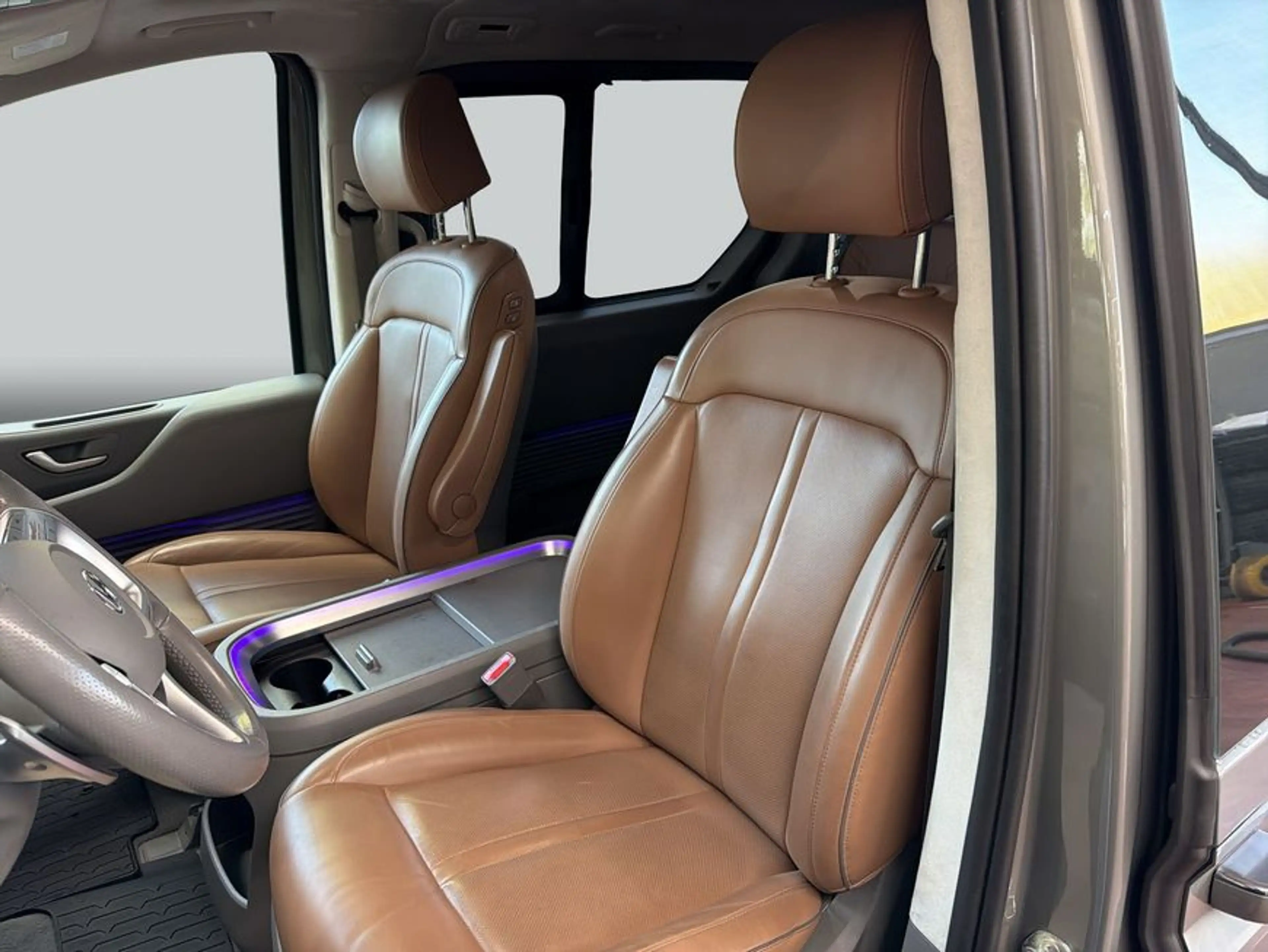 Hyundai STARIA STARIA 2.2 CRDi Allrad Signature — photo 10