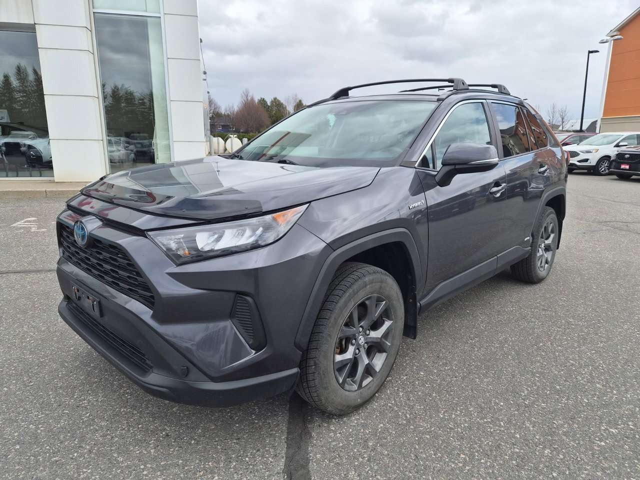 2019 Toyota RAV4 HYBRID LE — снимка 1