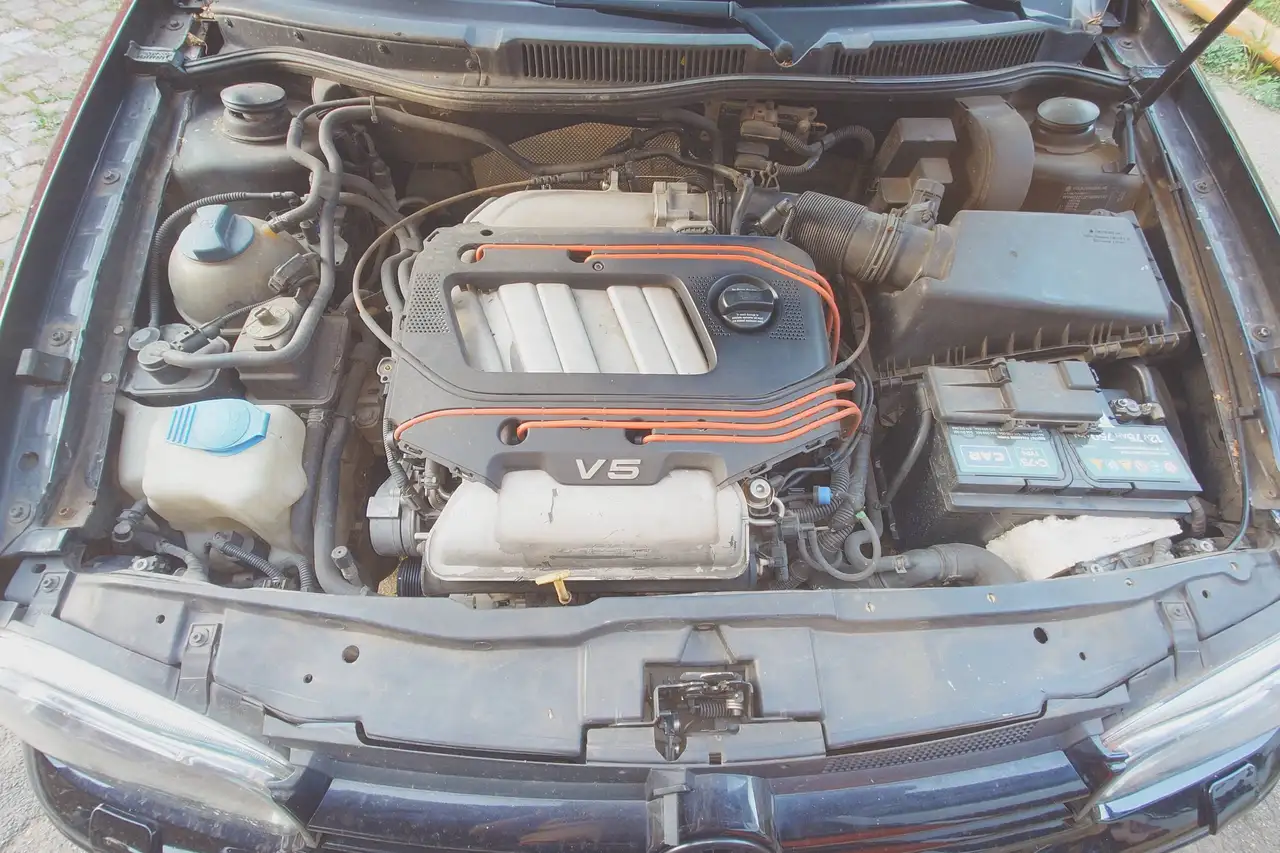 Volkswagen Golf IV 2.3 V5 Highline, foto 5