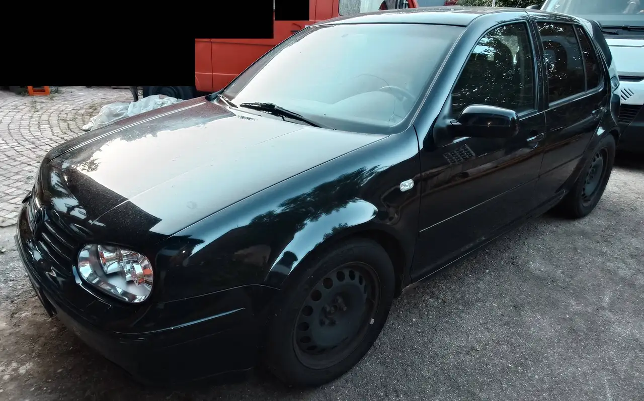 Volkswagen Golf IV 2.3 V5 Highline, foto 1