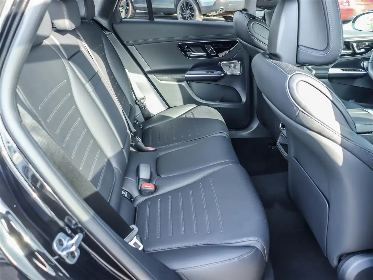 Mercedes-Benz GLC снимка Mercedes-Benz GLC