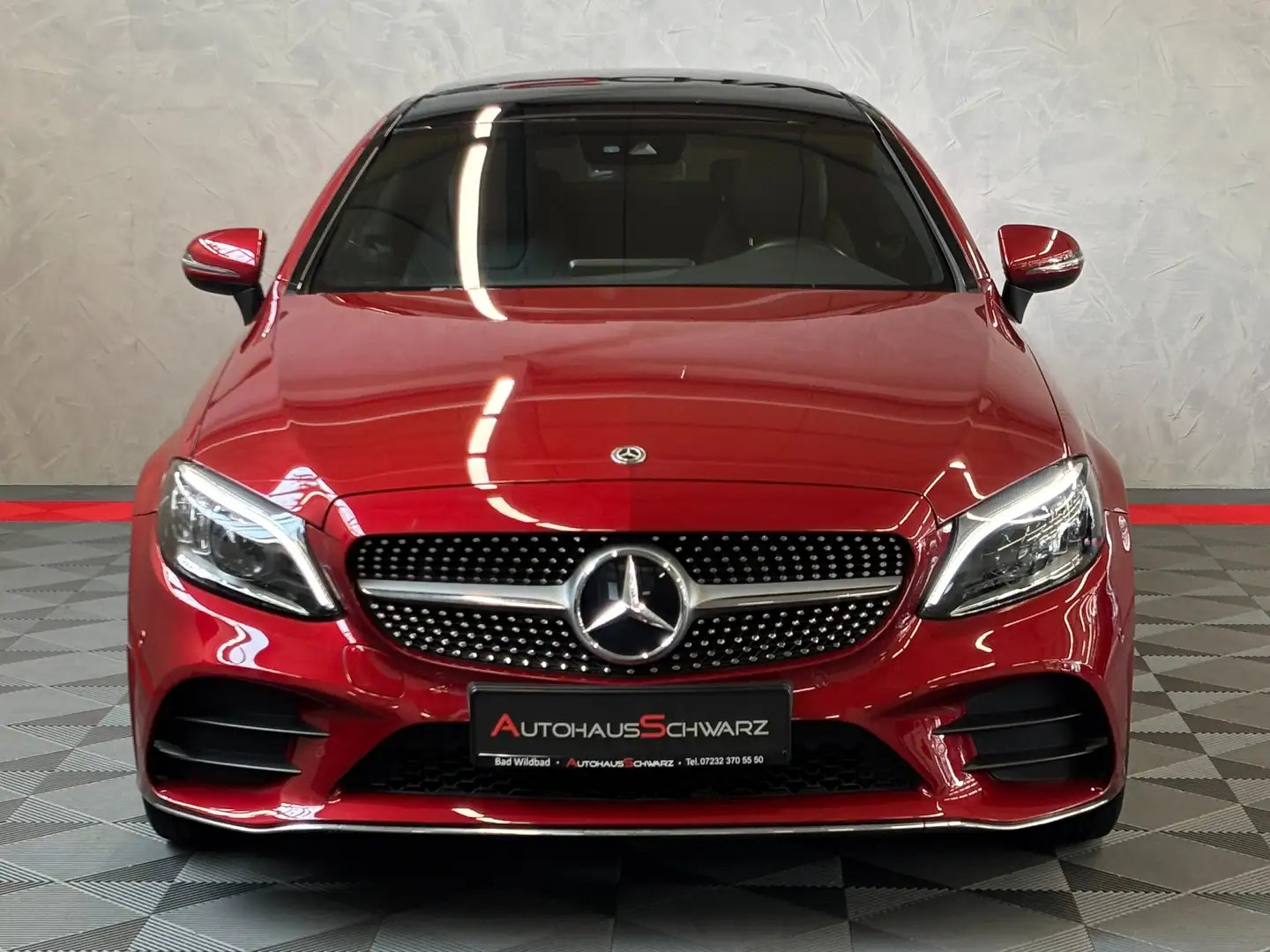 Mercedes-Benz C 300 C300 coupe AMG Line Pano Kamera Led T-Leder AHK Rojo - 2