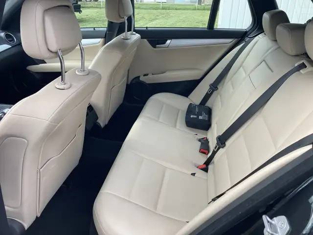 Mercedes-Benz C 350 C 350 T Avantgarde  306ps  Vollleder beige  Kamera