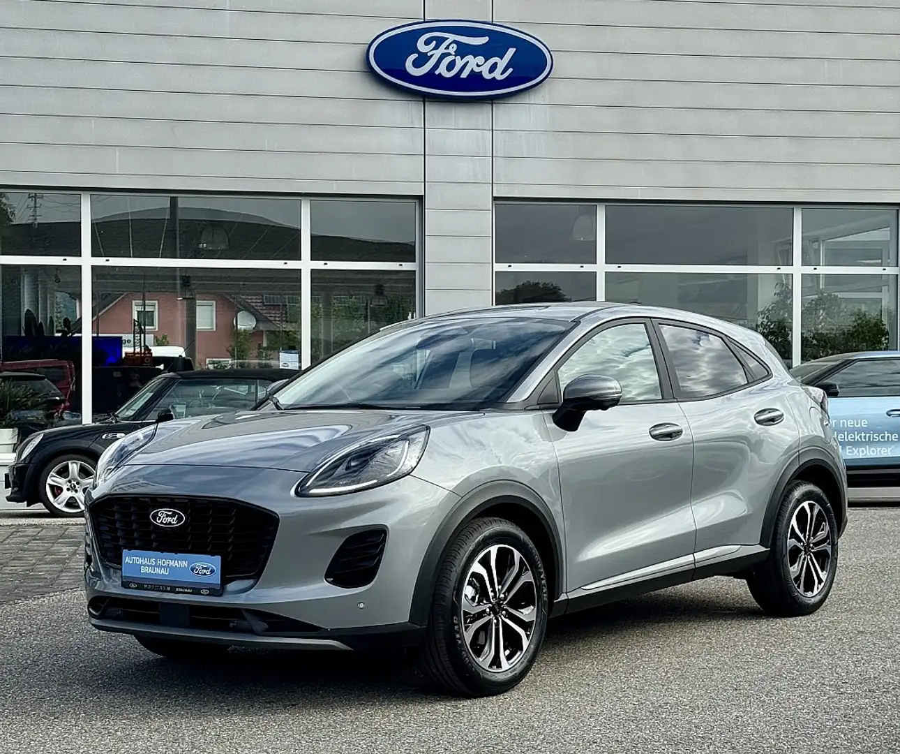 Ford Puma 1,0 EcoBoost Hybrid Titanium Aut. Silber - 1