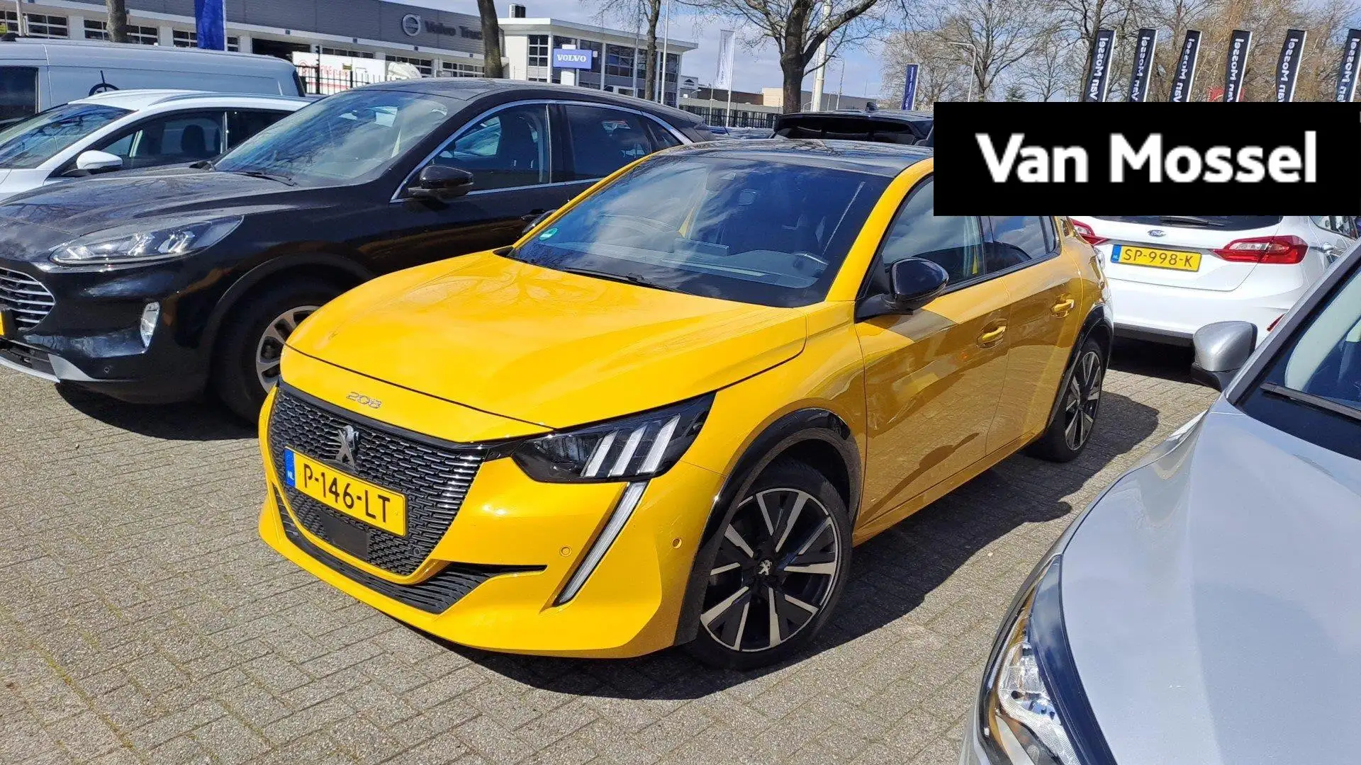 Peugeot 208 1.2 PureTech GT Pano dak Amarillo - 1