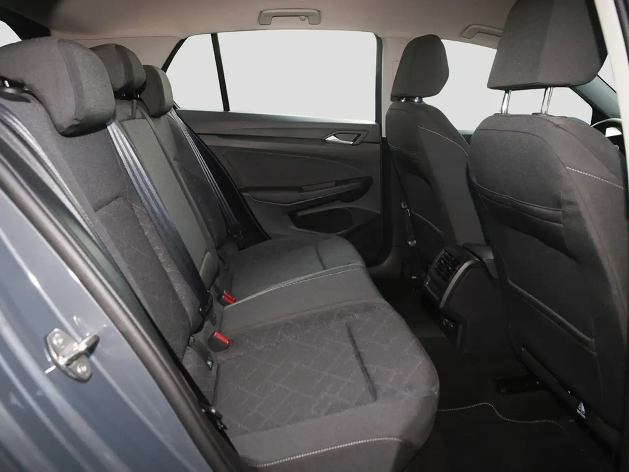 Volkswagen Golf VIII 2.0 TDI Life Navi/LED 9