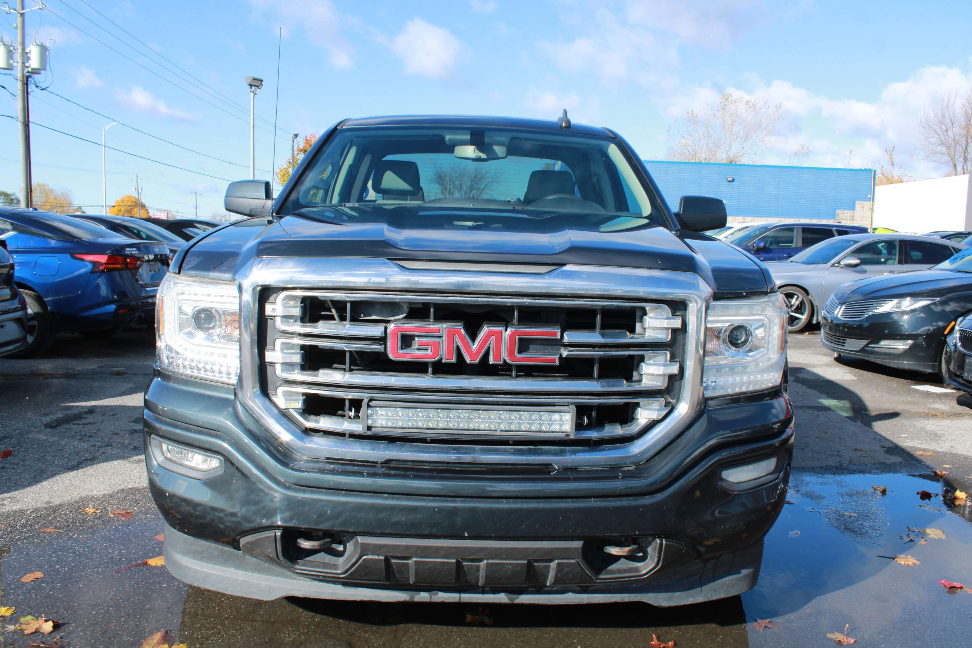 2018 GMC Sierra 1500 Other/Don't Know - Image 10