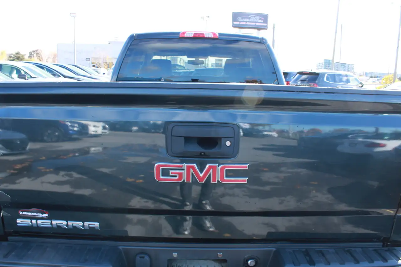 GMC Sierra 1500 снимка GMC Sierra 1500