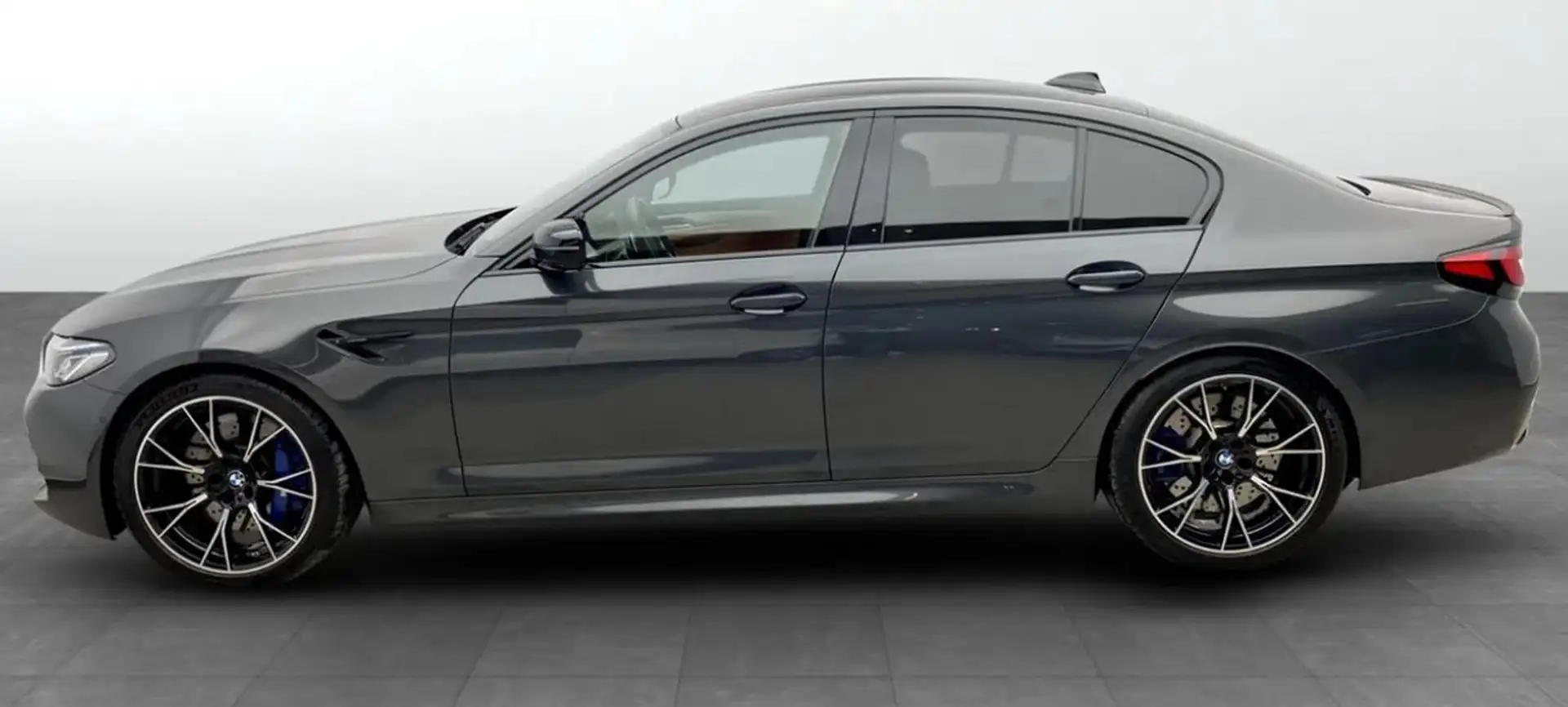 BMW M5 Competition Grau - 2