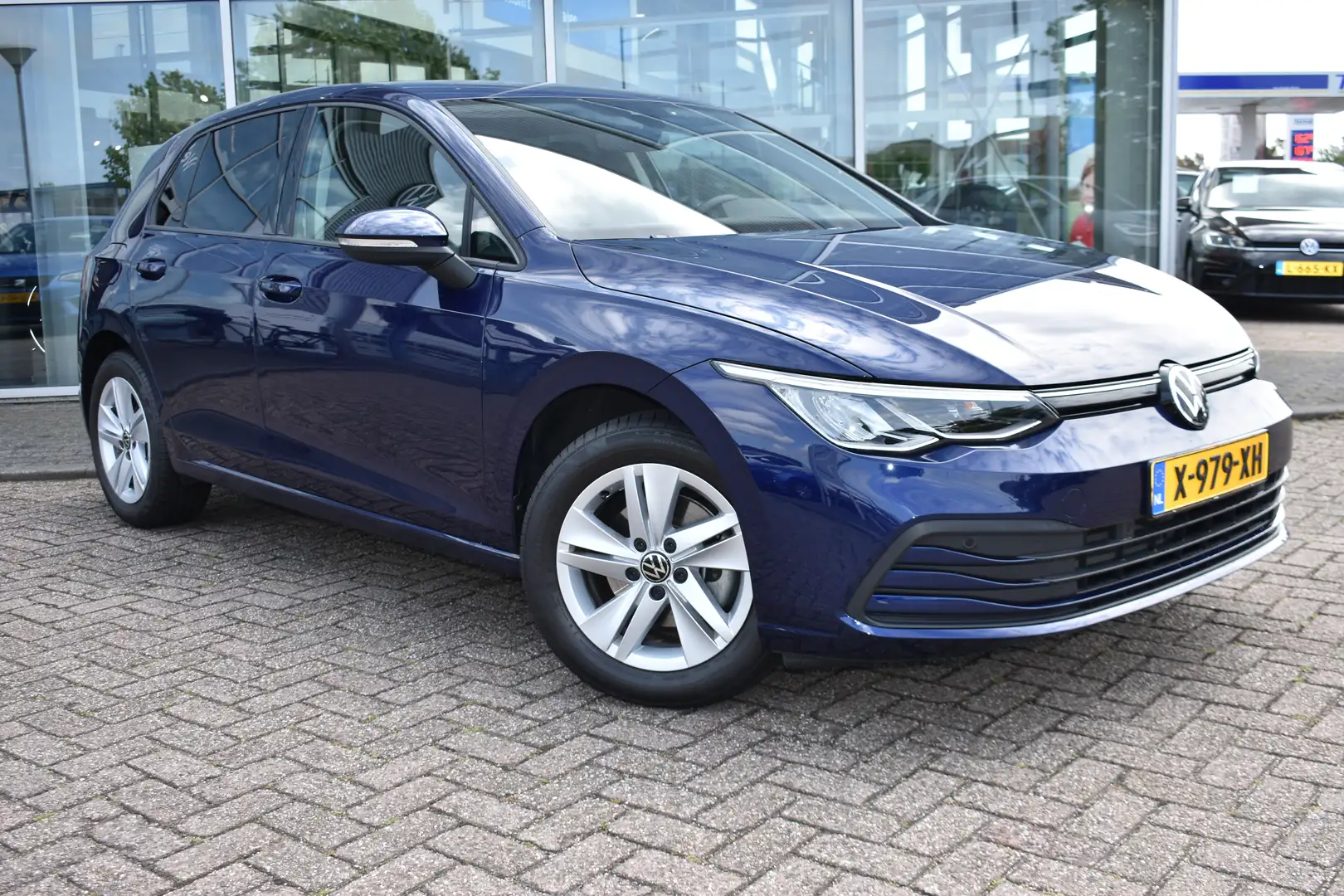 Volkswagen Golf 1.5 TSI Life Business | NAVI BY APP | CAMERA | STO Blauw - 2