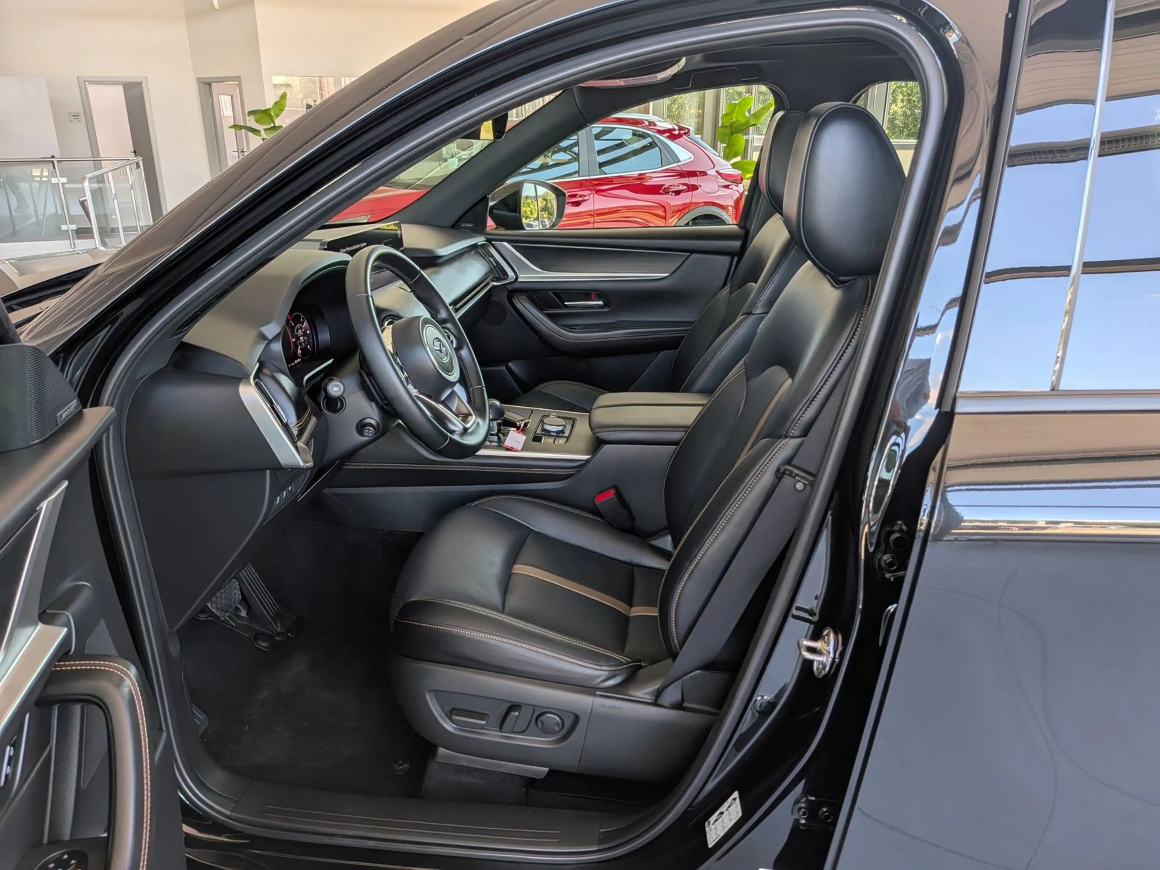 Mazda CX-60 2.5L e-SKYACTIV PHEV 327 Homura+ Pano Bose — photo 13