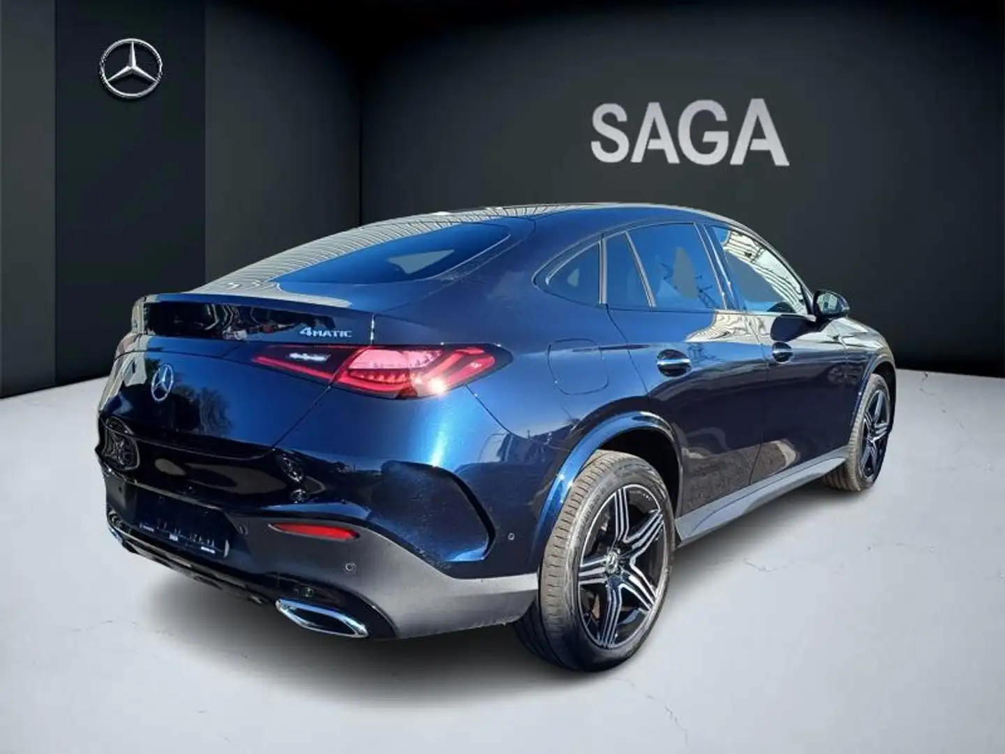 Mercedes-Benz GLC 300 e Hybrid EQ 4MATIC Coupé AMG Line Blau - 2