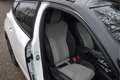 Peugeot e-2008 EV GT-Line 50 kWh | Pano | Camera | Keyless | DAB Weiß - thumbnail 39