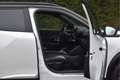 Peugeot e-2008 EV GT-Line 50 kWh | Pano | Camera | Keyless | DAB Weiß - thumbnail 37
