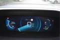 Peugeot e-2008 EV GT-Line 50 kWh | Pano | Camera | Keyless | DAB Weiß - thumbnail 45