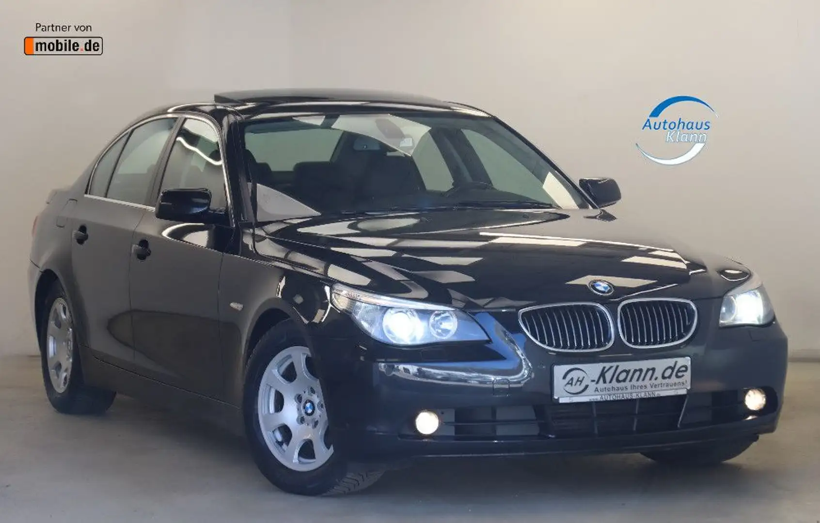BMW 525 d 2.5 177PS Automatik M Paket Navi Leder Negro - 1