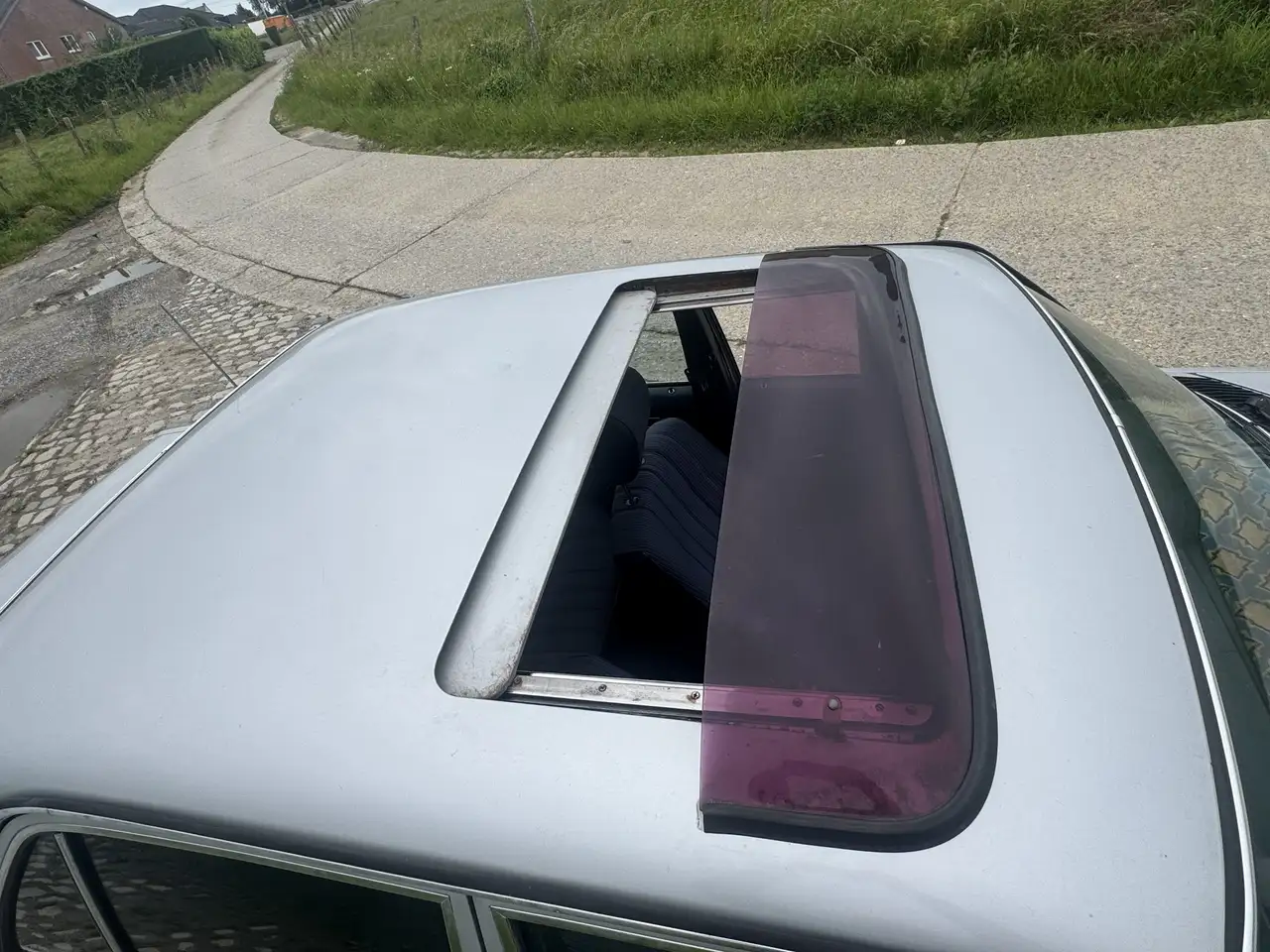 Mercedes-Benz E 230, foto 3