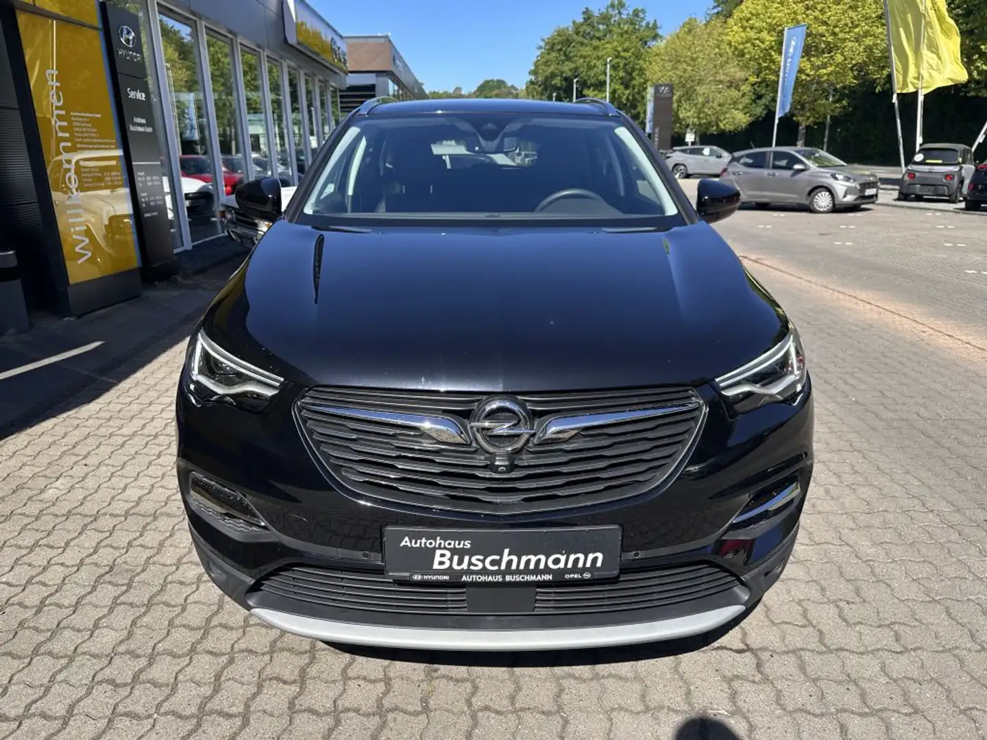 Opel Grandland X Plug-in-Hybrid 1.6 DI Aut Ultimate Zwart - 2