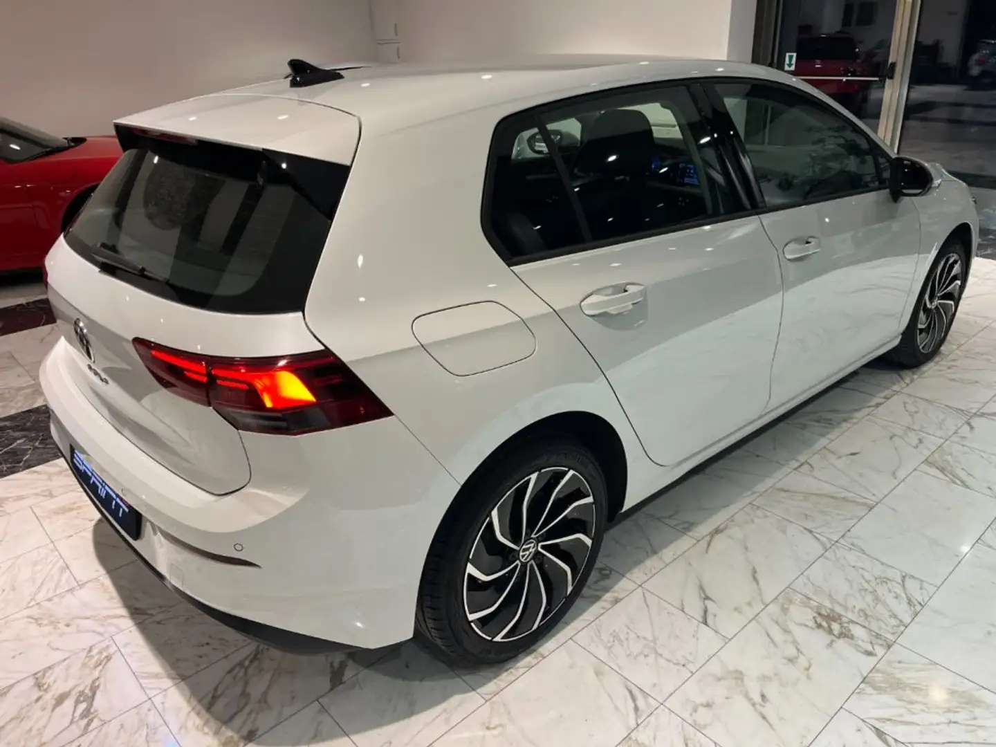 Volkswagen Golf 1.0 TSI EVO LIFE 90CV OK NEOPATENTATI Bianco - 2