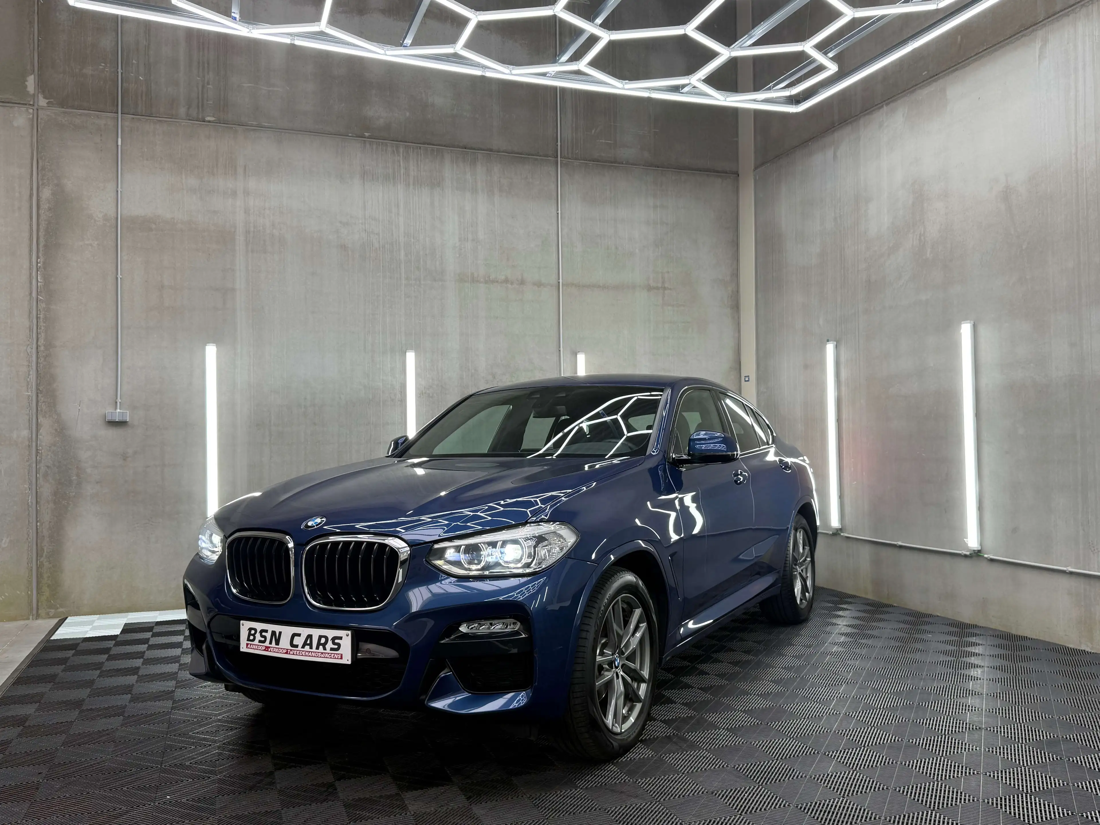 BMW X4 X-DRIVE/M-PACKET/CRUISE/LEER/1EIGENAAR/GARANTIE — photo 2
