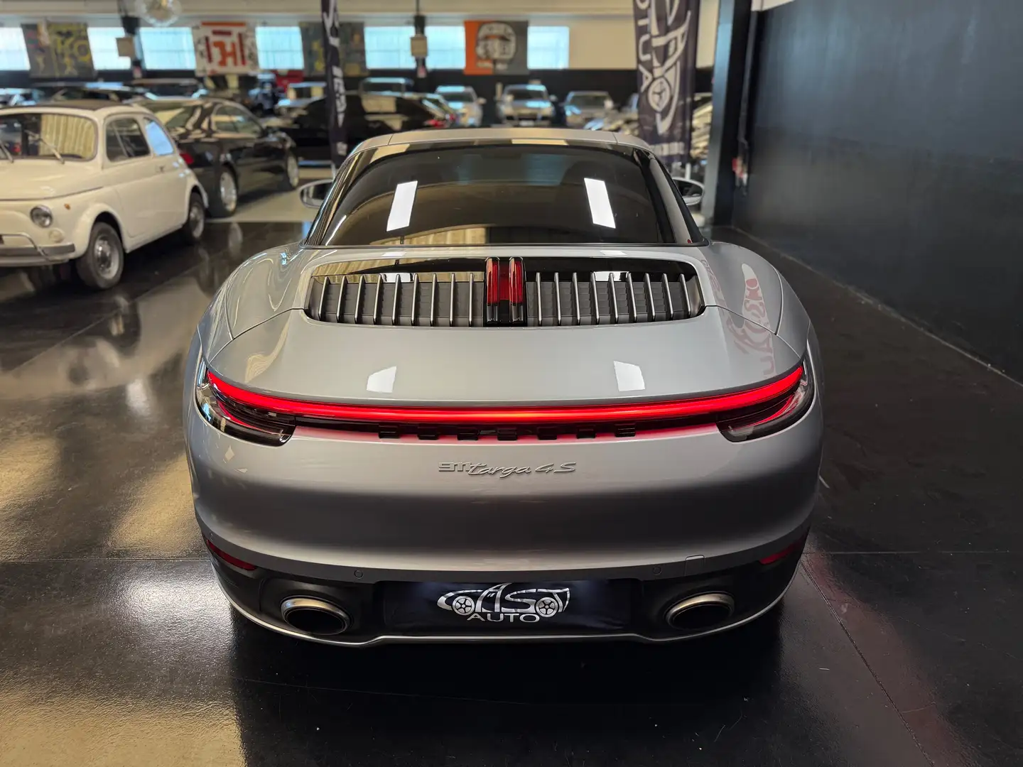 Porsche 992 911 TARGA 4S EXCLUSIVE MANIFAKTUR IVA ESP UNI PRO Argento - 2