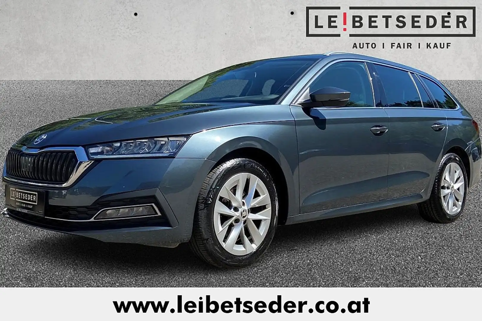 Skoda Octavia Combi 2,0 TDI Premium DSG Gris - 2
