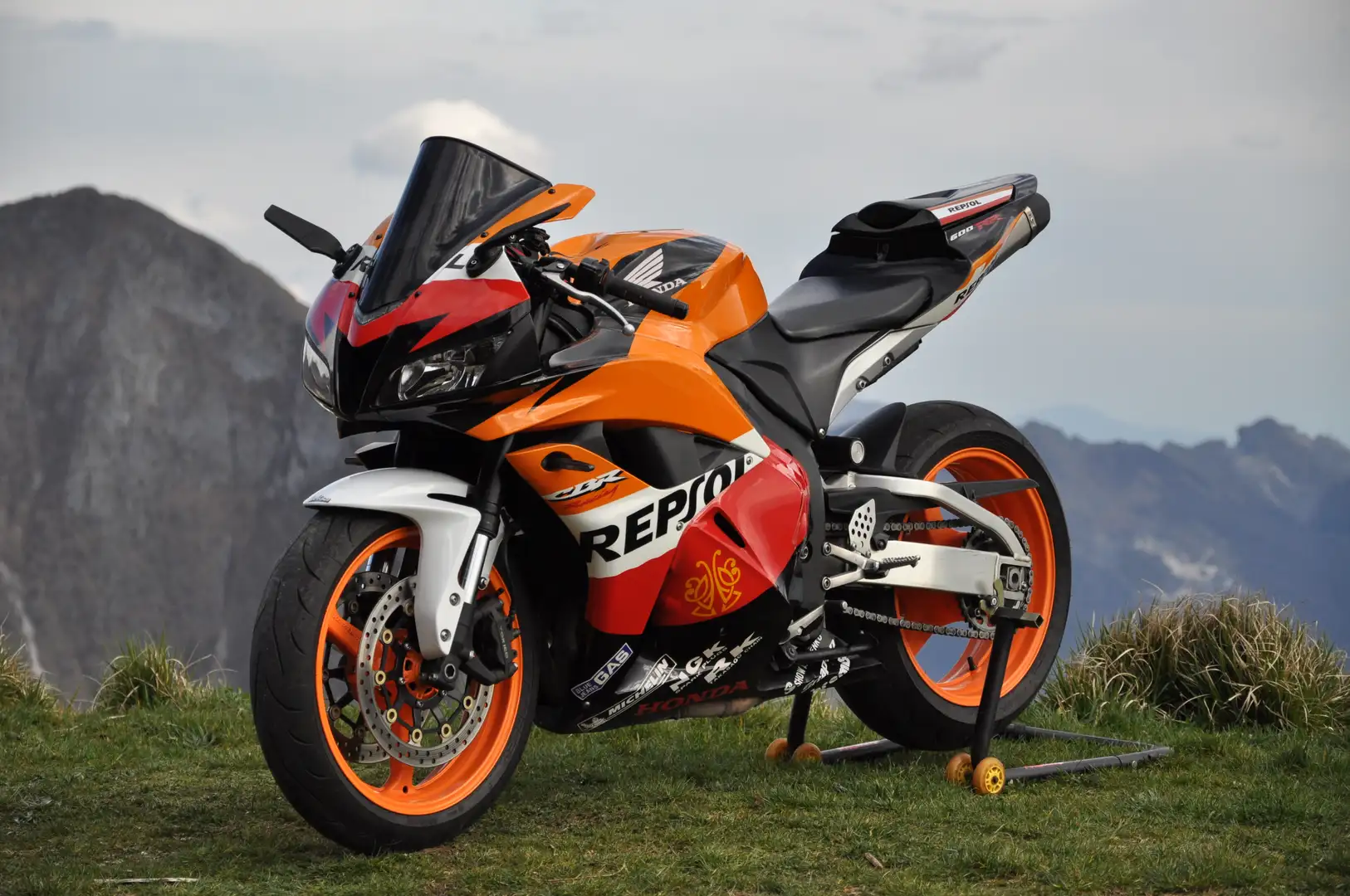 Honda CBR 600 RR - 1