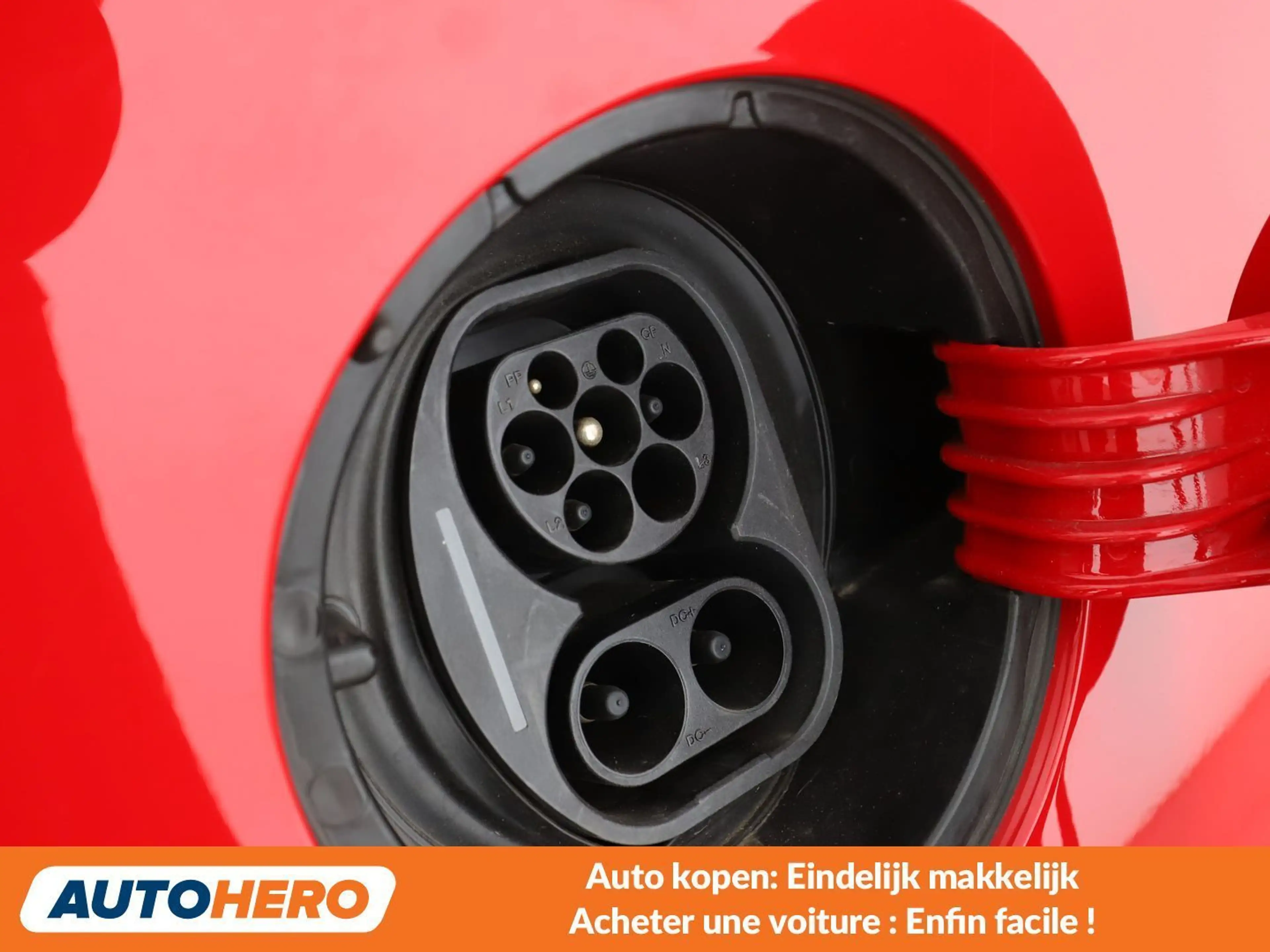 SEAT Mii electric drive 61 kW — photo 13
