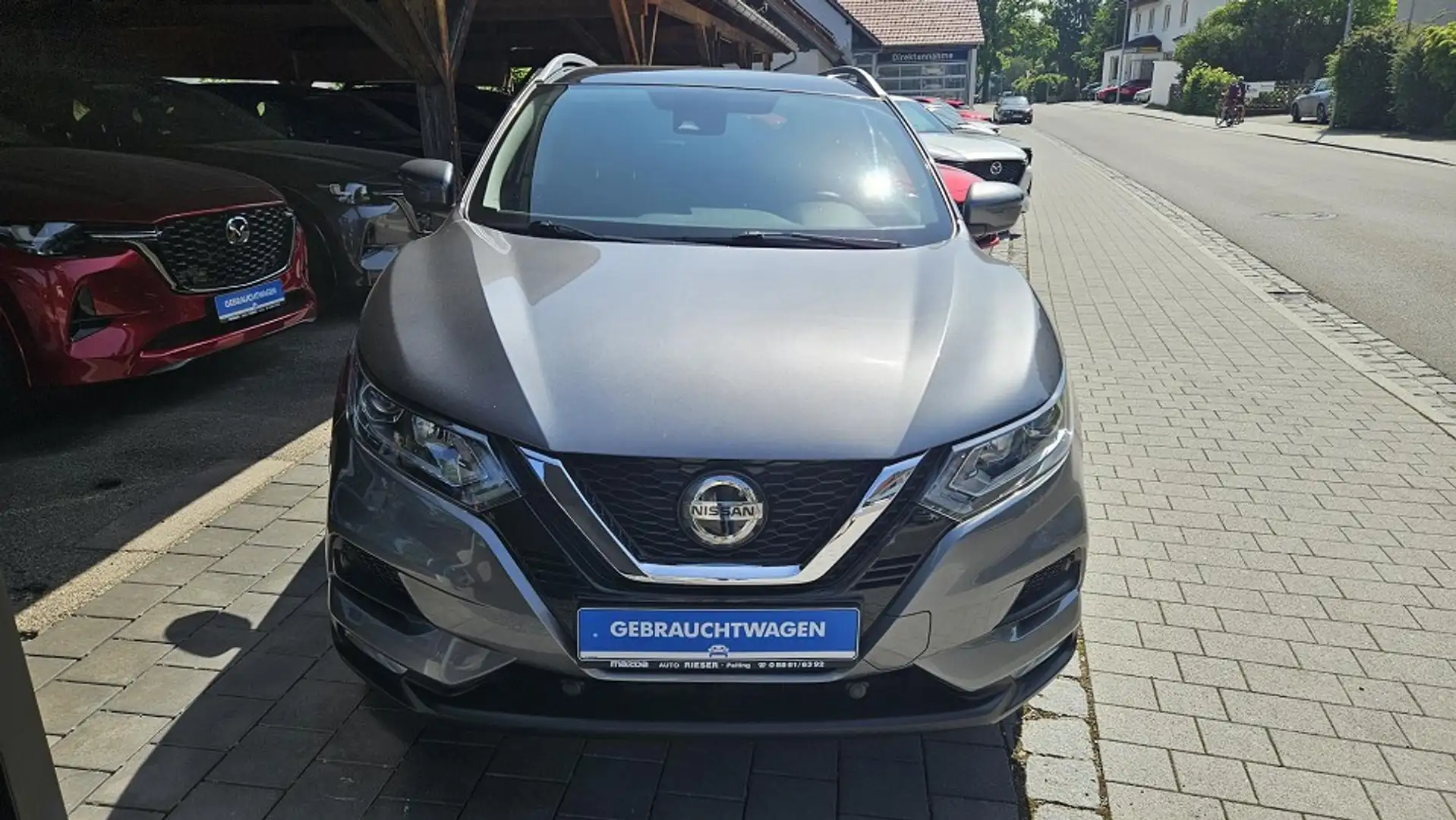 Nissan Qashqai N-Way Grau - 2