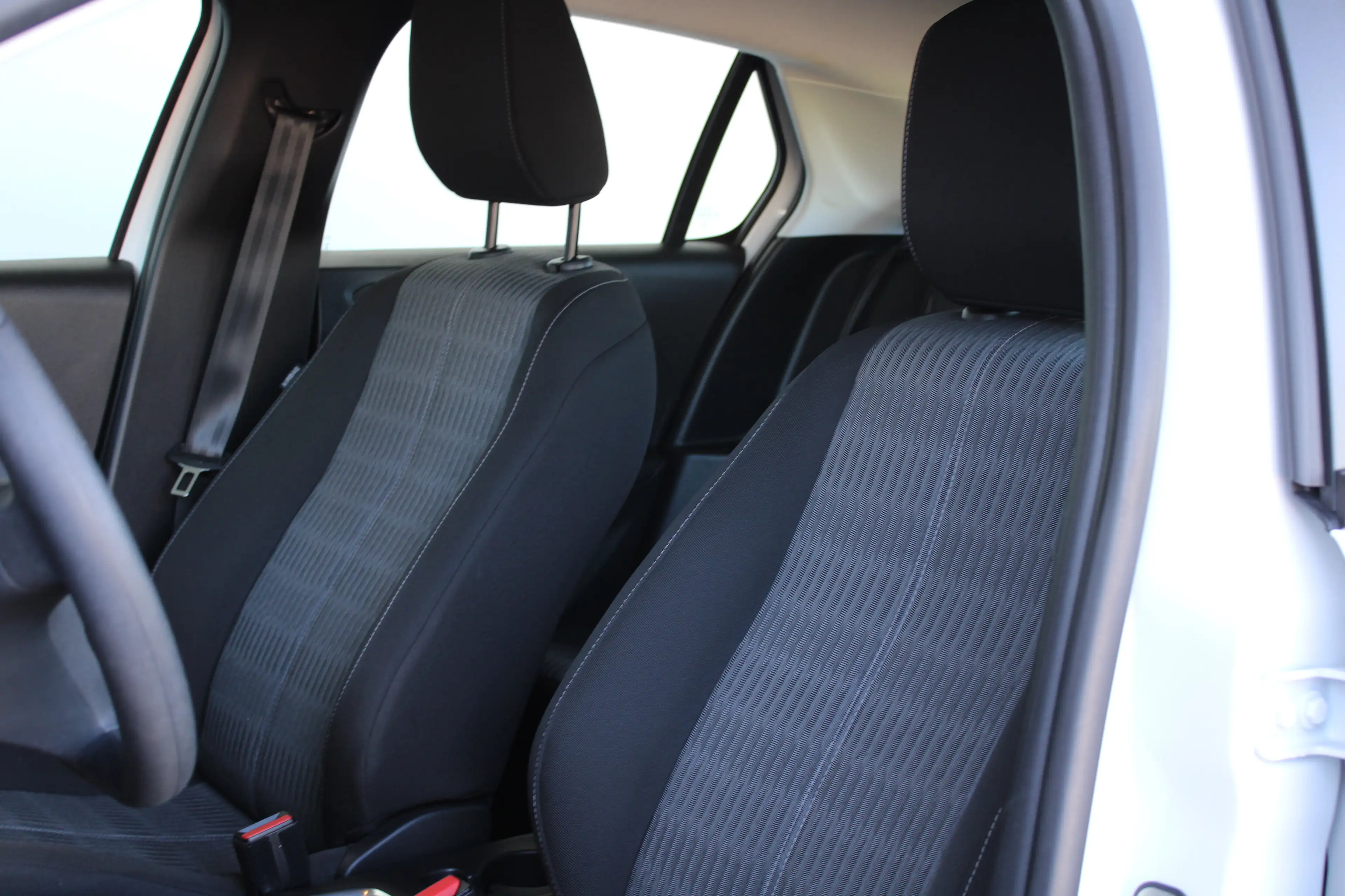 Opel Corsa-e Edition 50 kWh | Apple carplay & Android auto | El — photo 11