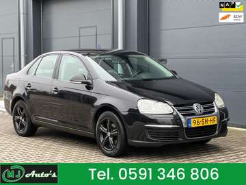 1.6 TRENDLINE + CLIMA + CRUISE + LMV