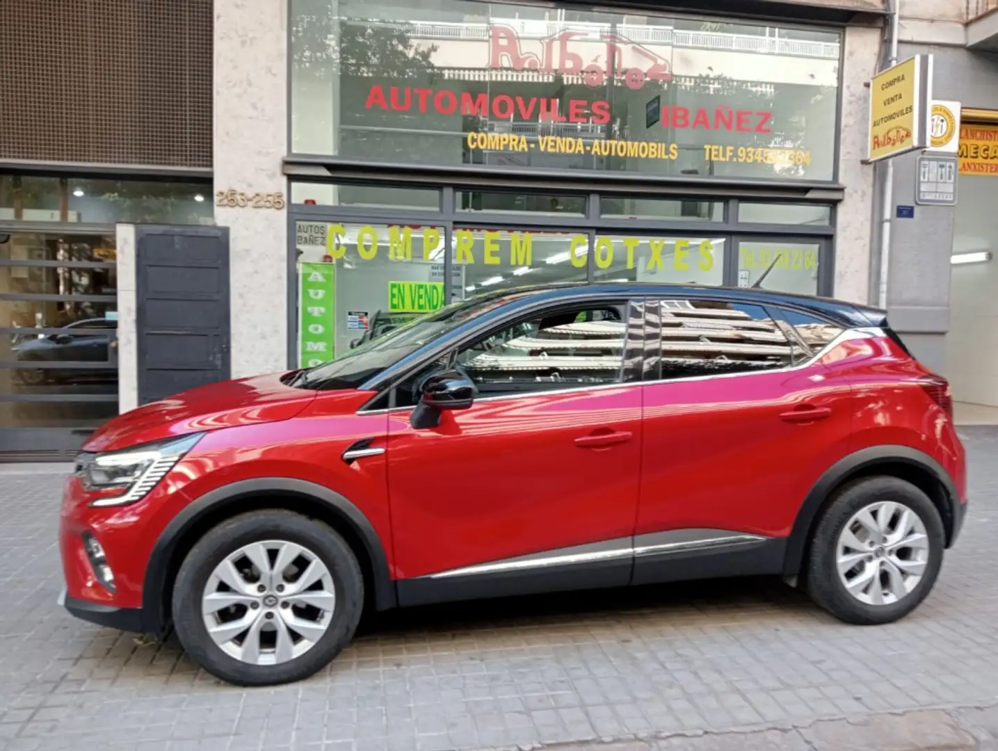 Renault Captur TCe Intens 67kW Burdeos - 1