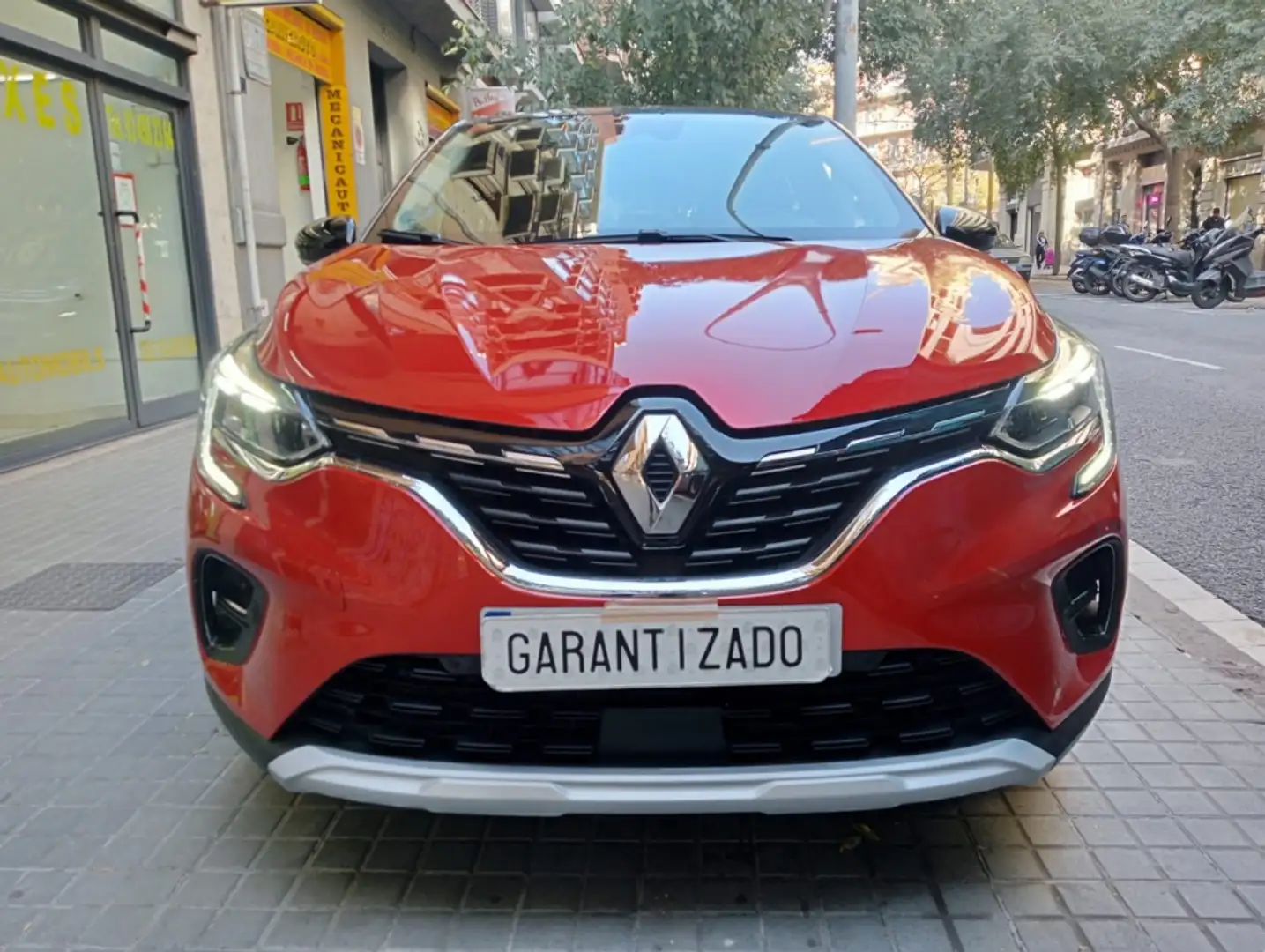 Renault Captur TCe Intens 67kW Burdeos - 2