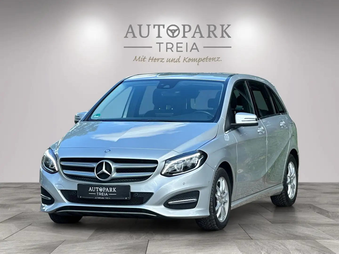 Mercedes-Benz B 200 B200 (AUTOMATIK-NAVI-LED-KLIMA-PDC-R.KAMERA-TÜV) Zilver - 1