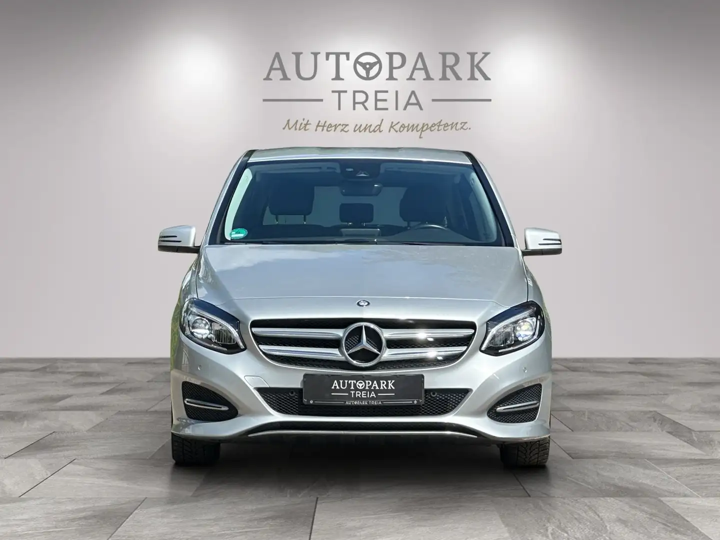 Mercedes-Benz B 200 B200 (AUTOMATIK-NAVI-LED-KLIMA-PDC-R.KAMERA-TÜV) Zilver - 2