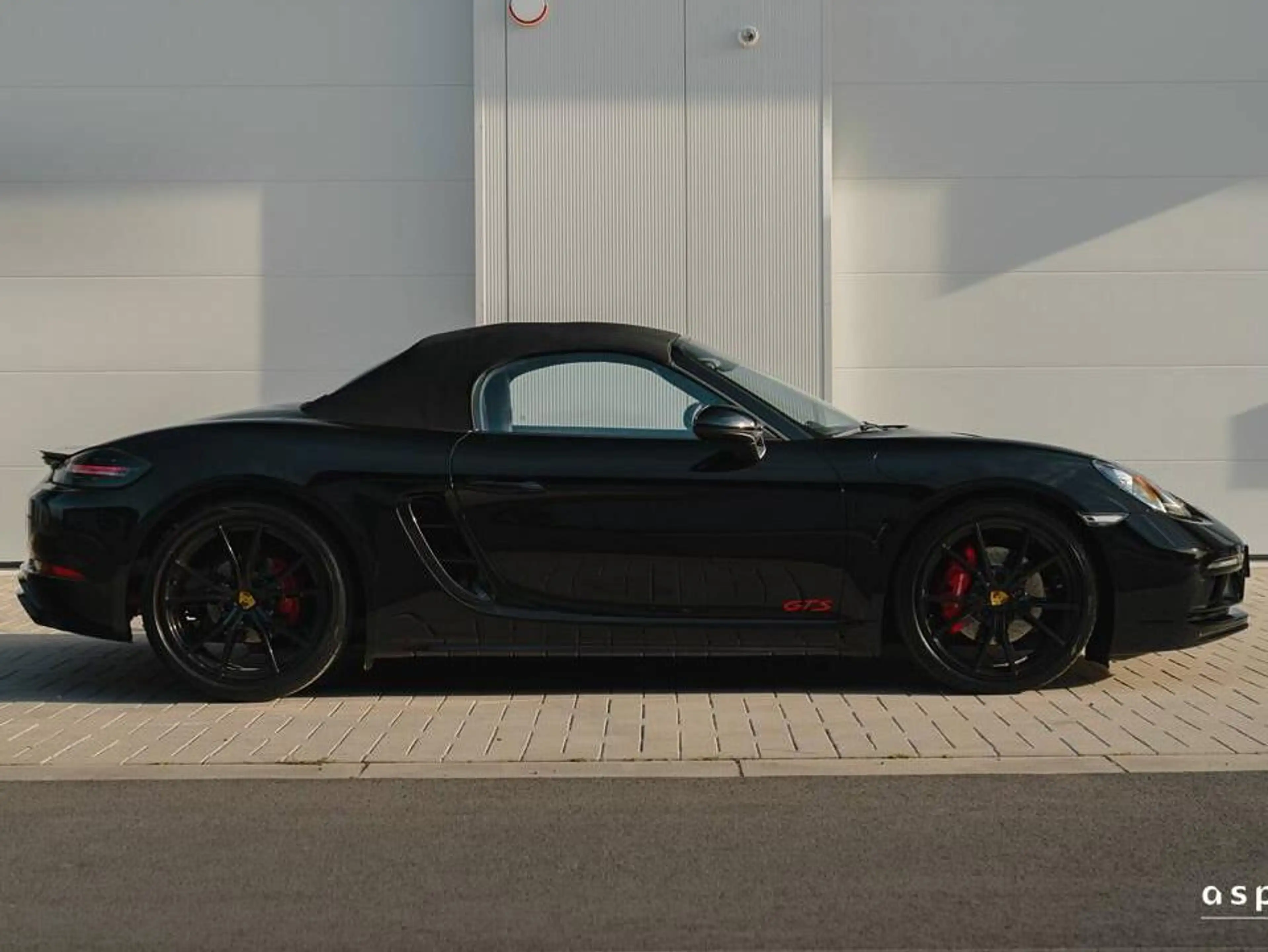 Porsche 718 Boxster GTS 2.5 PDK (NO OPF) - Just serviced by Porsche - GTS Interior Package in Carmine Red — photo 8