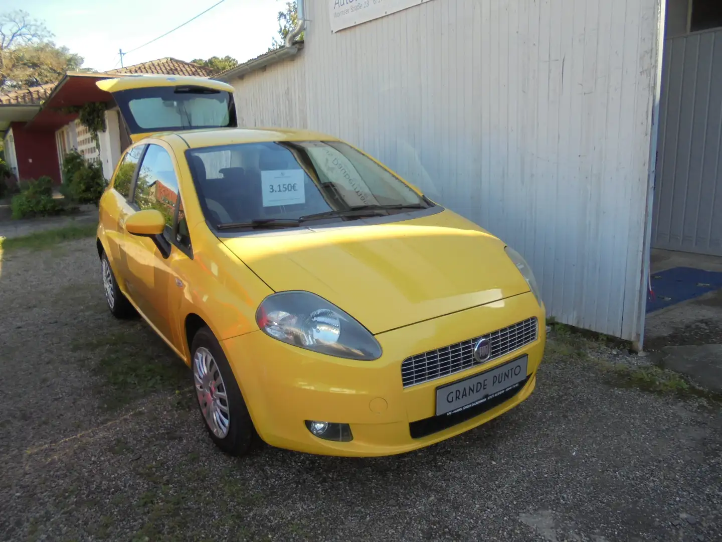Fiat Grande Punto 1.4 8V Żółty - 2