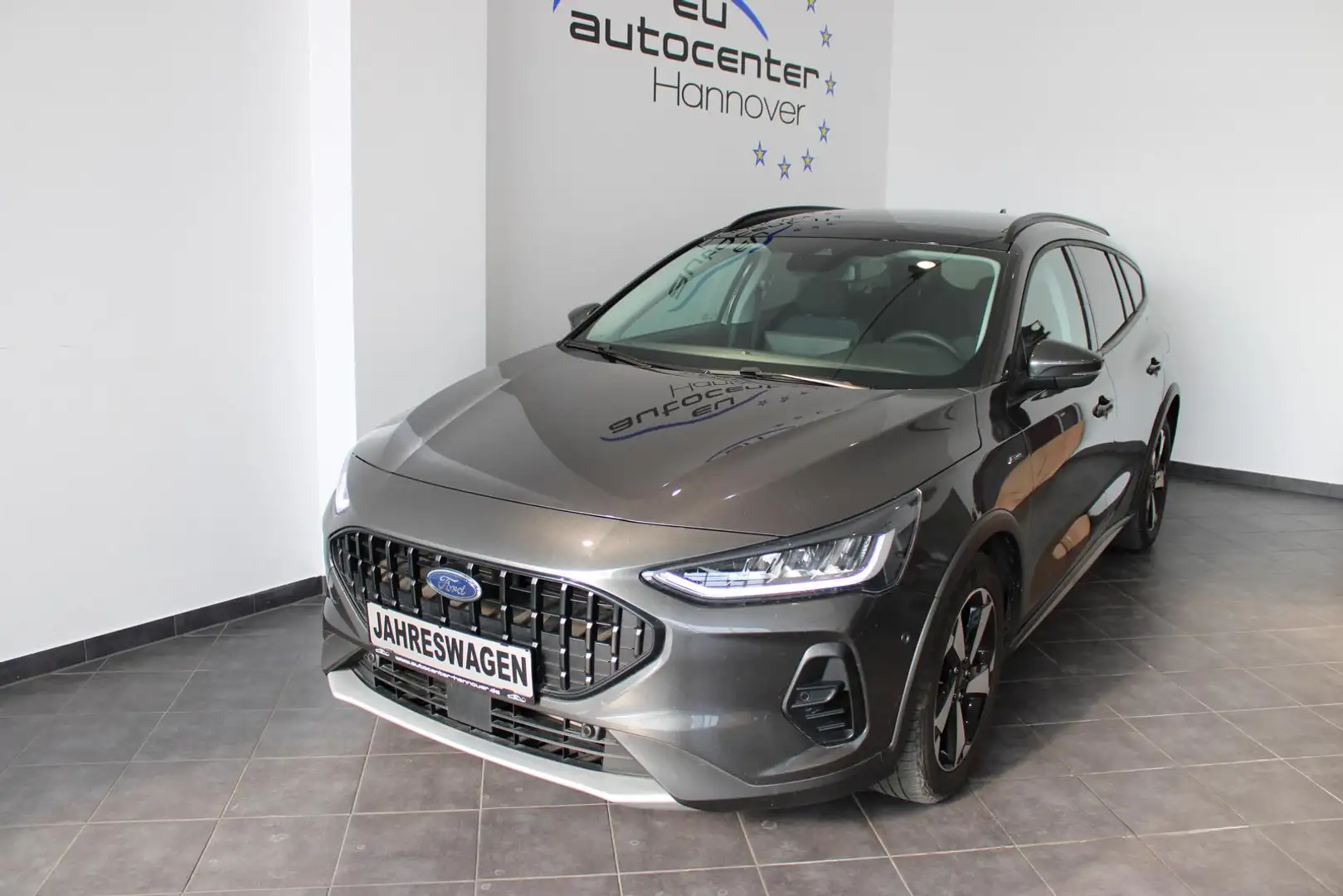 Ford Focus Turnier 1.0 MHEV Active Navi LED Lenk/SHZ Pano Gris - 2