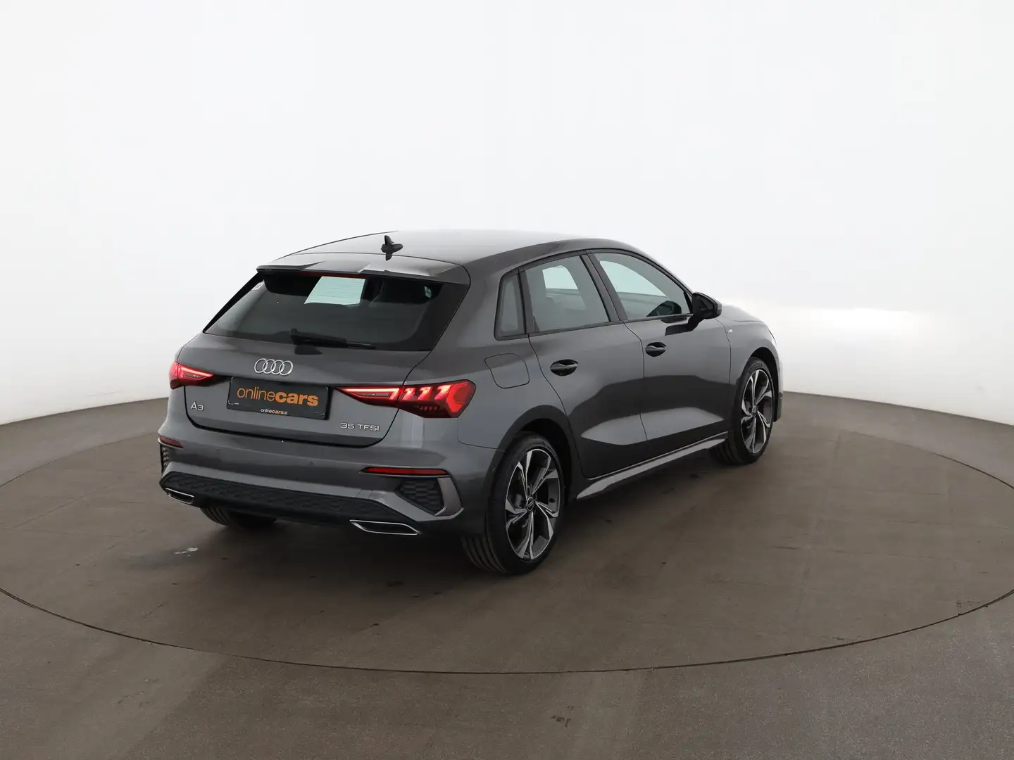 Audi A3 Sportback 35 TFSI S-Line LED LEDER NAVI R-CAM Grau - 2