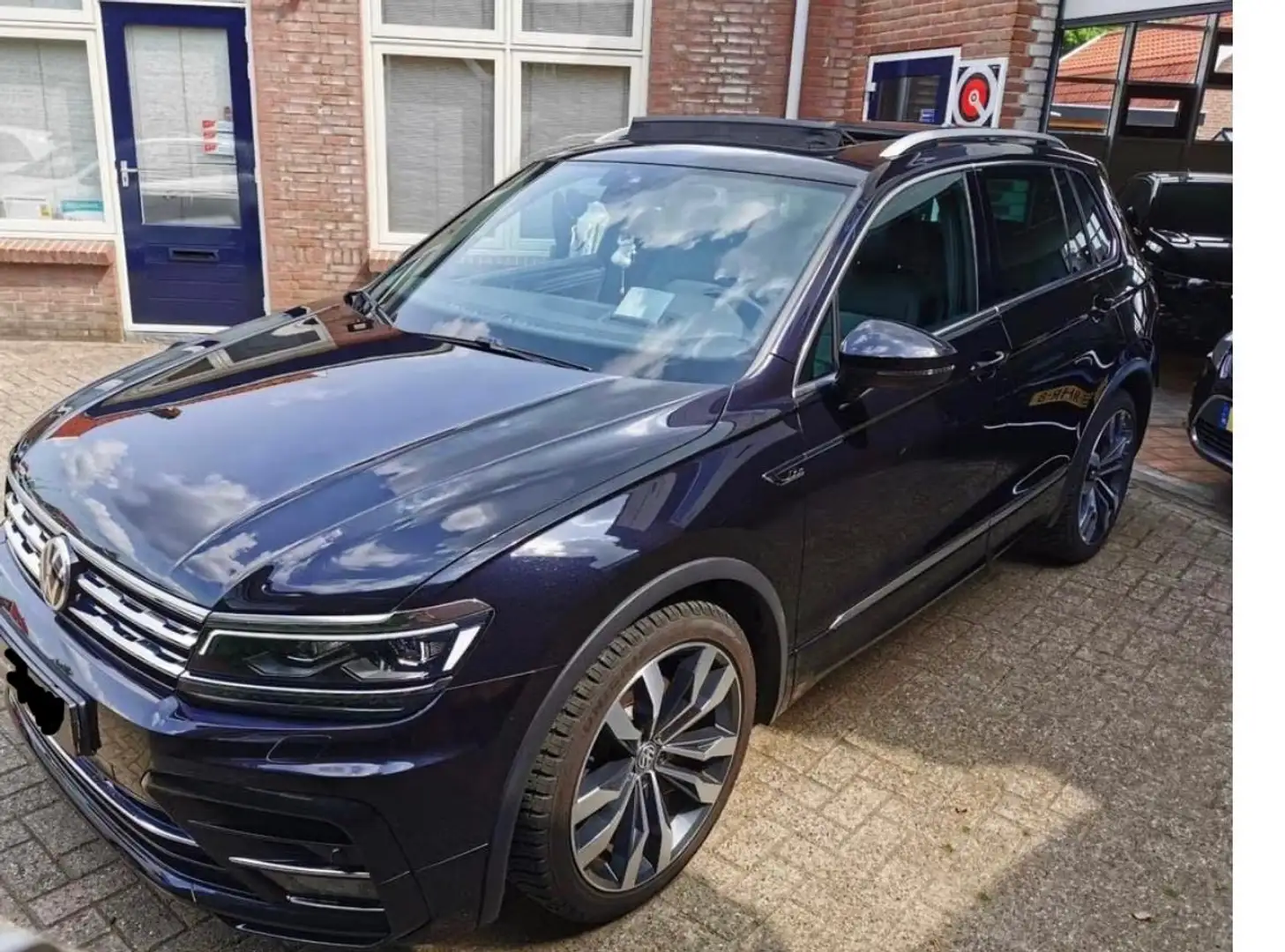 Volkswagen Tiguan Highline 4 motion 3xRLine Zwart - 2
