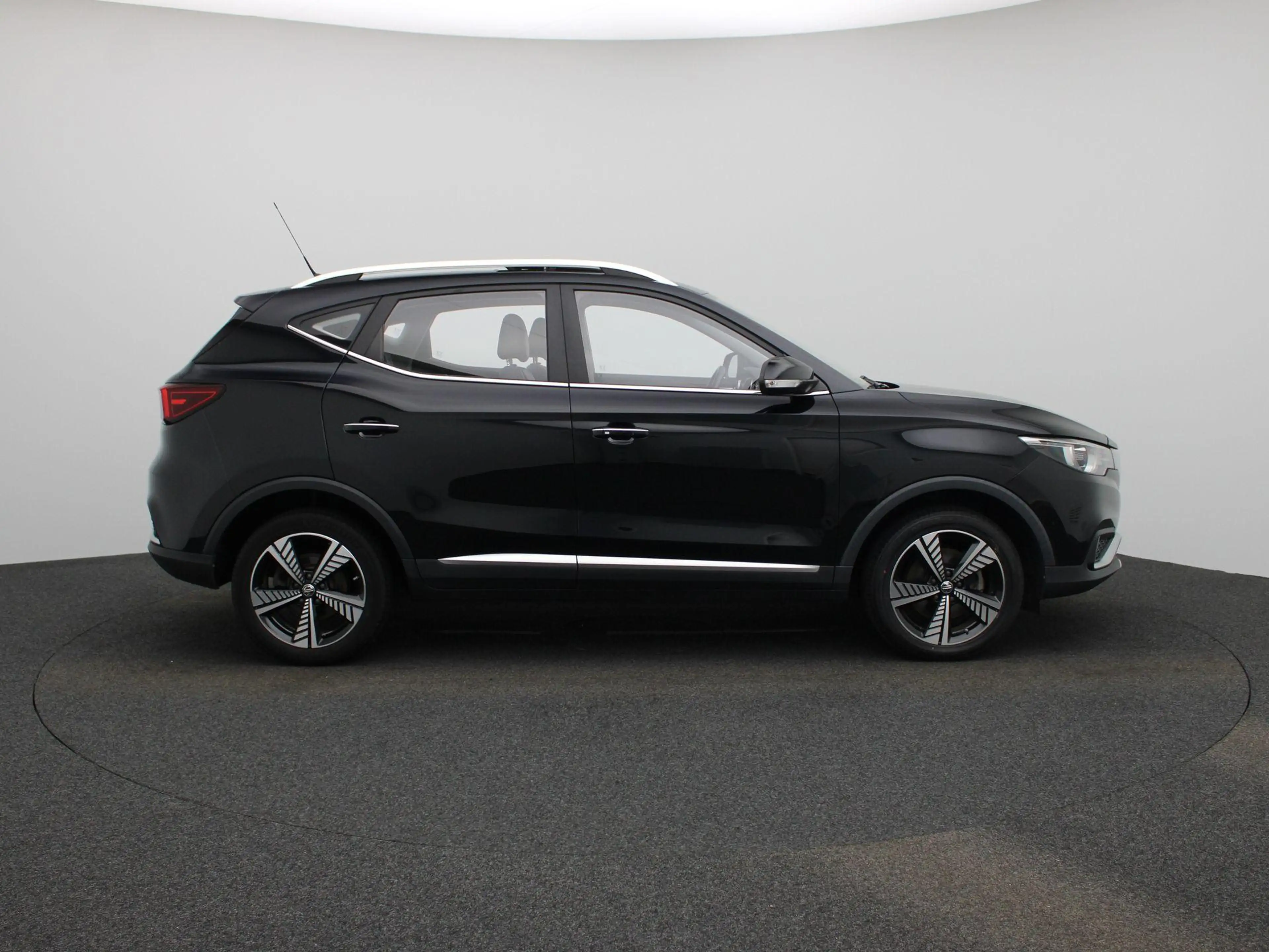 MG ZS MG EV Luxury 45 kWh NAVI | CAMERA | LEDER | PANO — photo 6